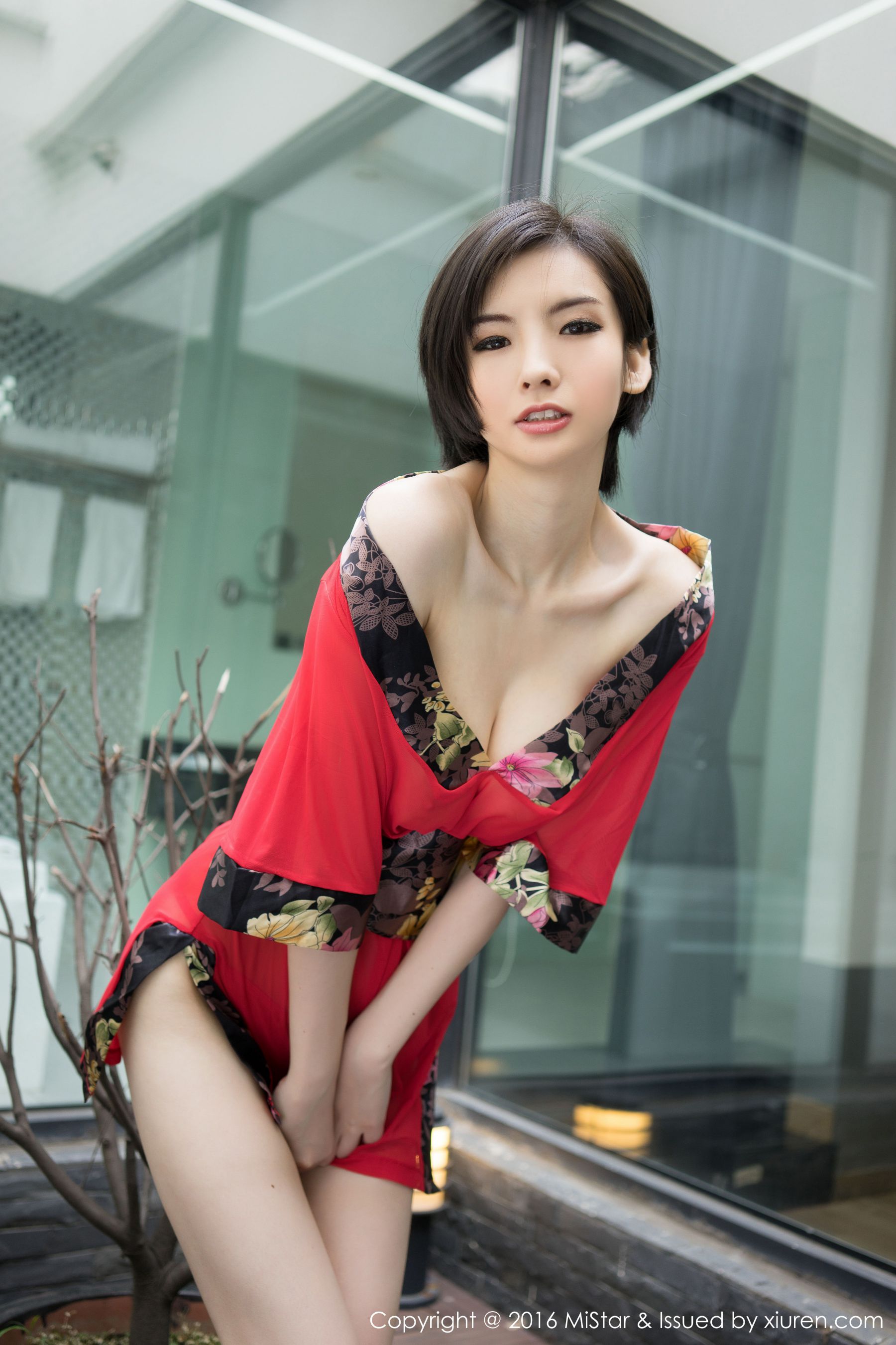 Jenny佳妮《拥有傲人巨乳的短发妹子》 魅妍社 Vol.077插图1