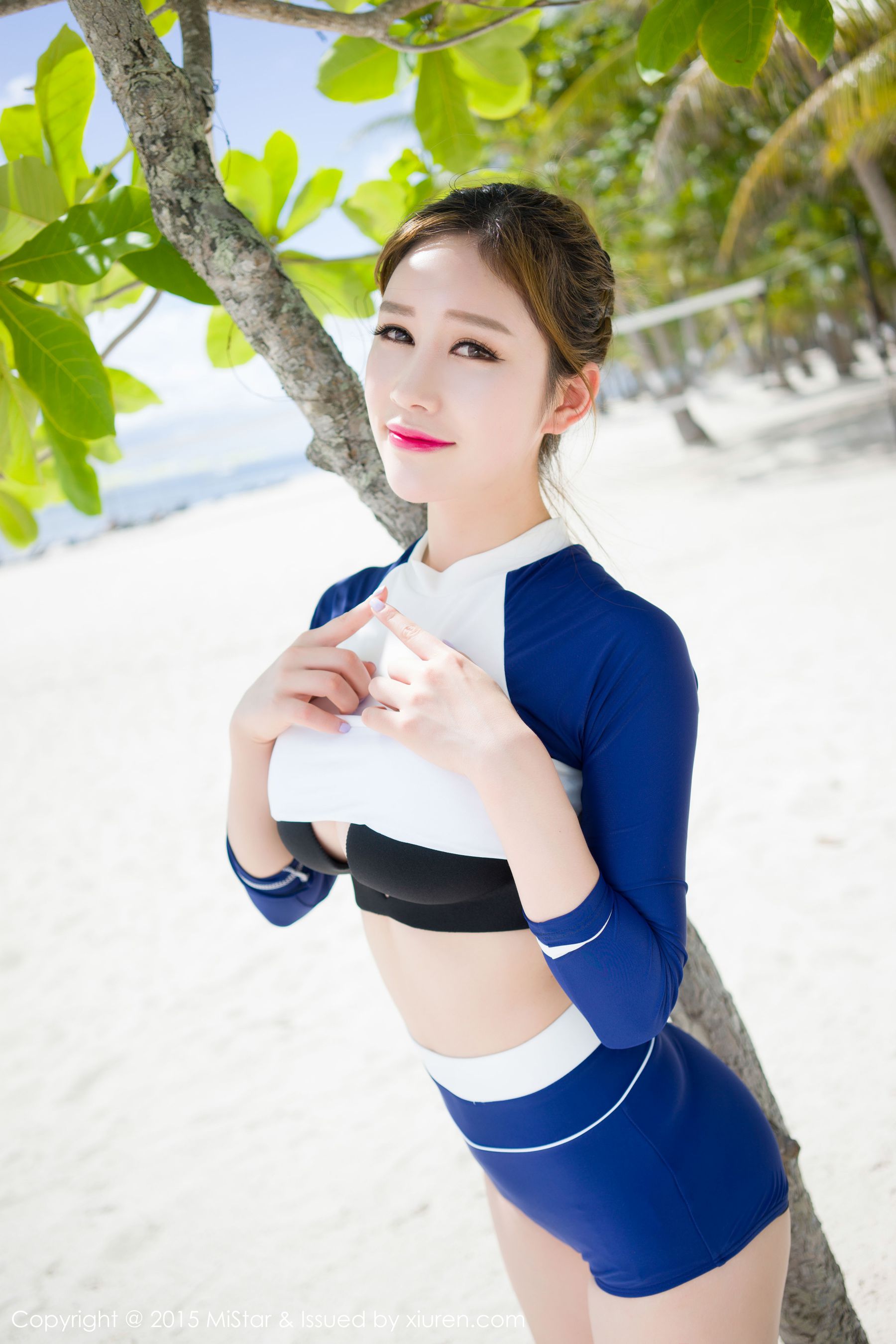于姬Una《薄荷岛旅拍》海滩2套泳装 魅妍社 Vol.049插图1