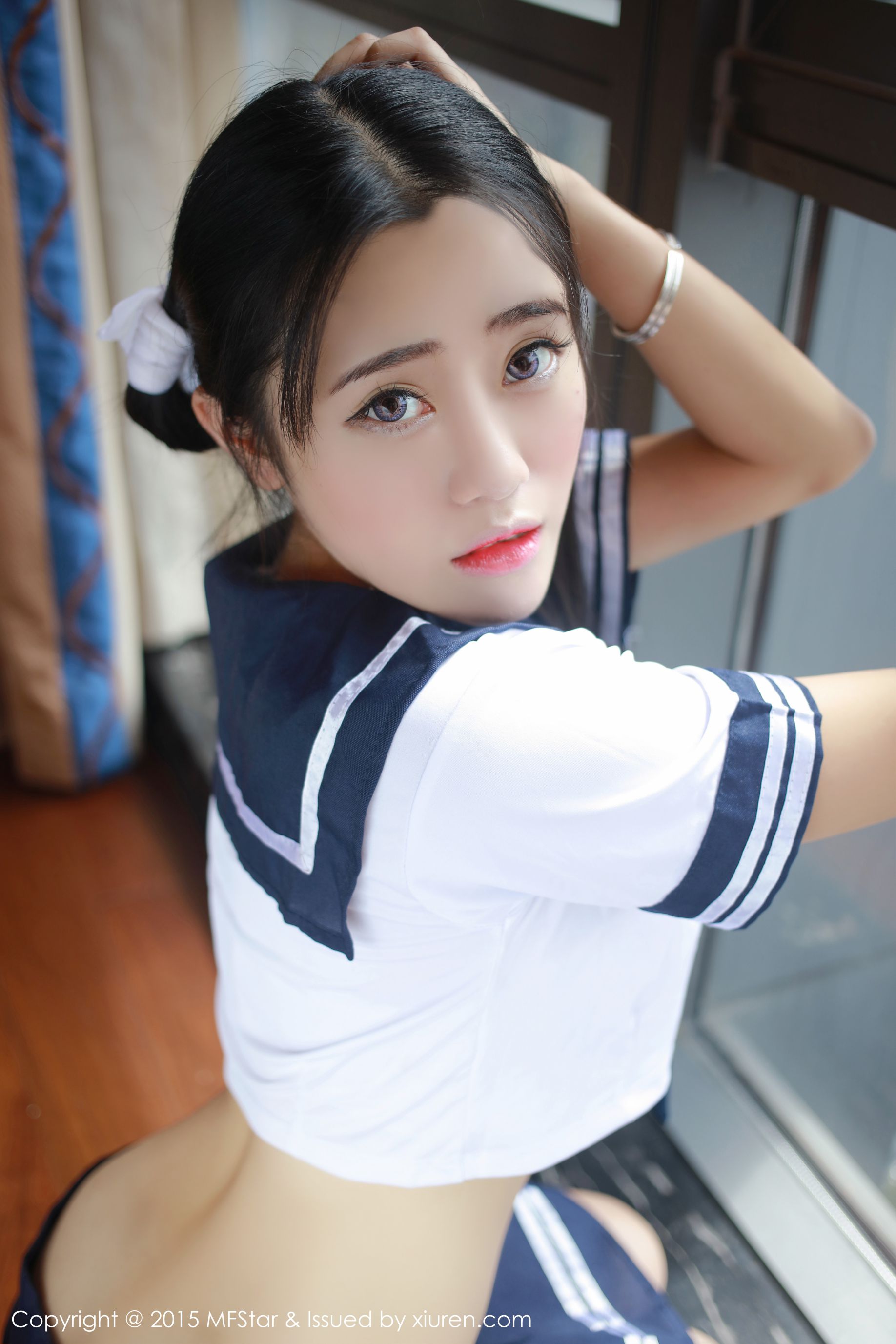 兜豆靓Youlina《3套性感制服系列》 模范学院 Vol.032插图5