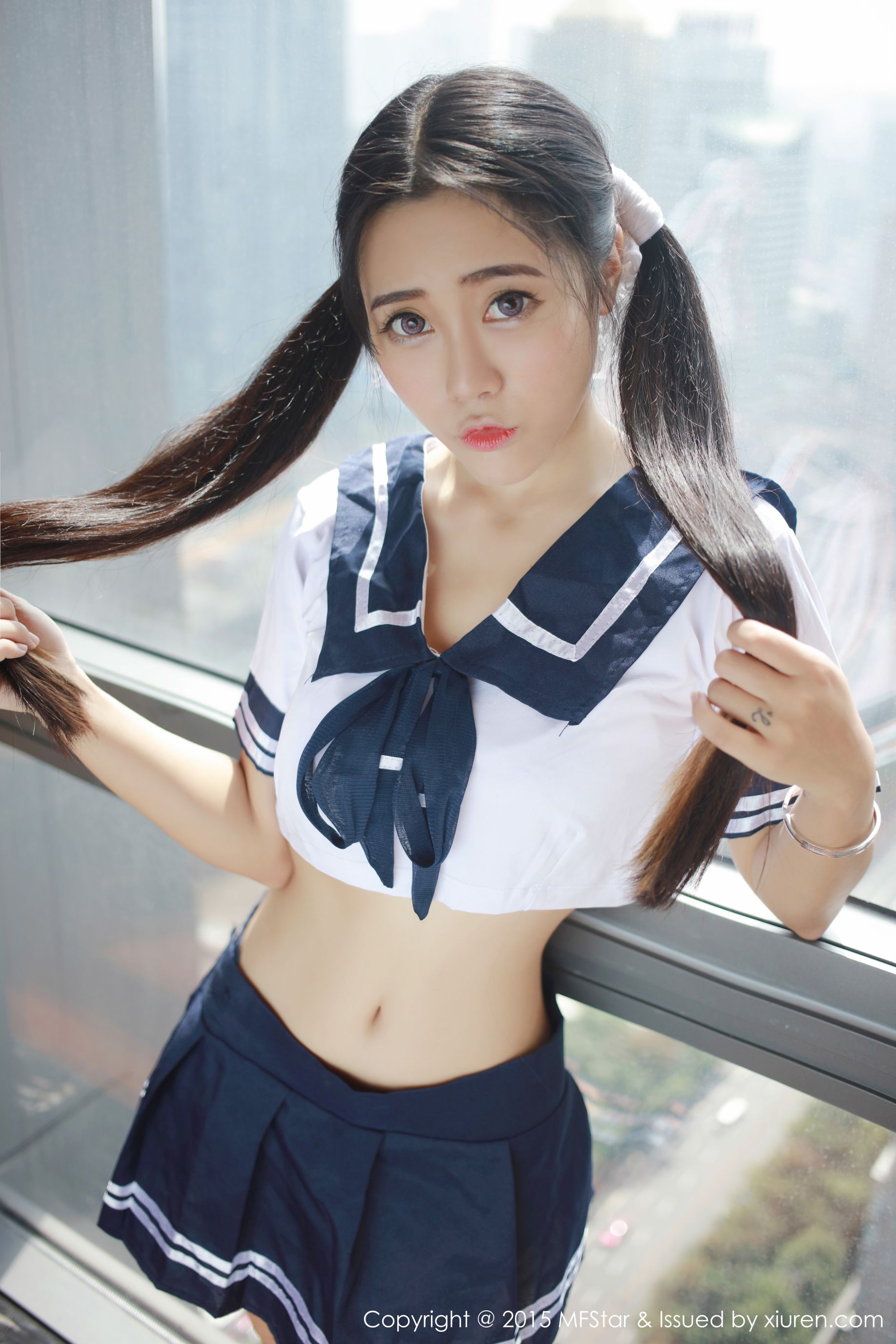 兜豆靓Youlina《3套性感制服系列》 模范学院 Vol.032插图7