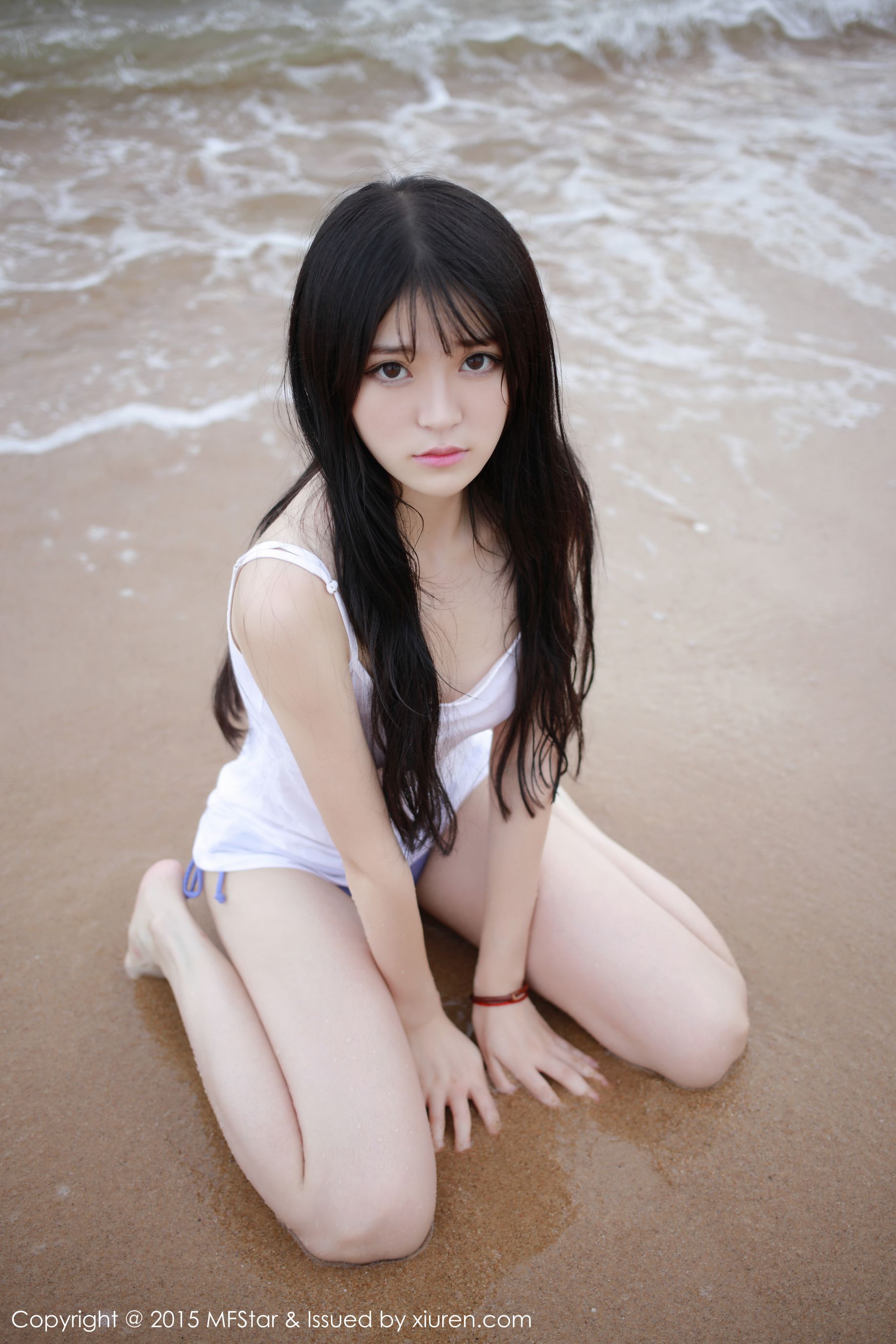 伊小七MoMo 《性感湿身旅拍》 模范学院 Vol.029插图3