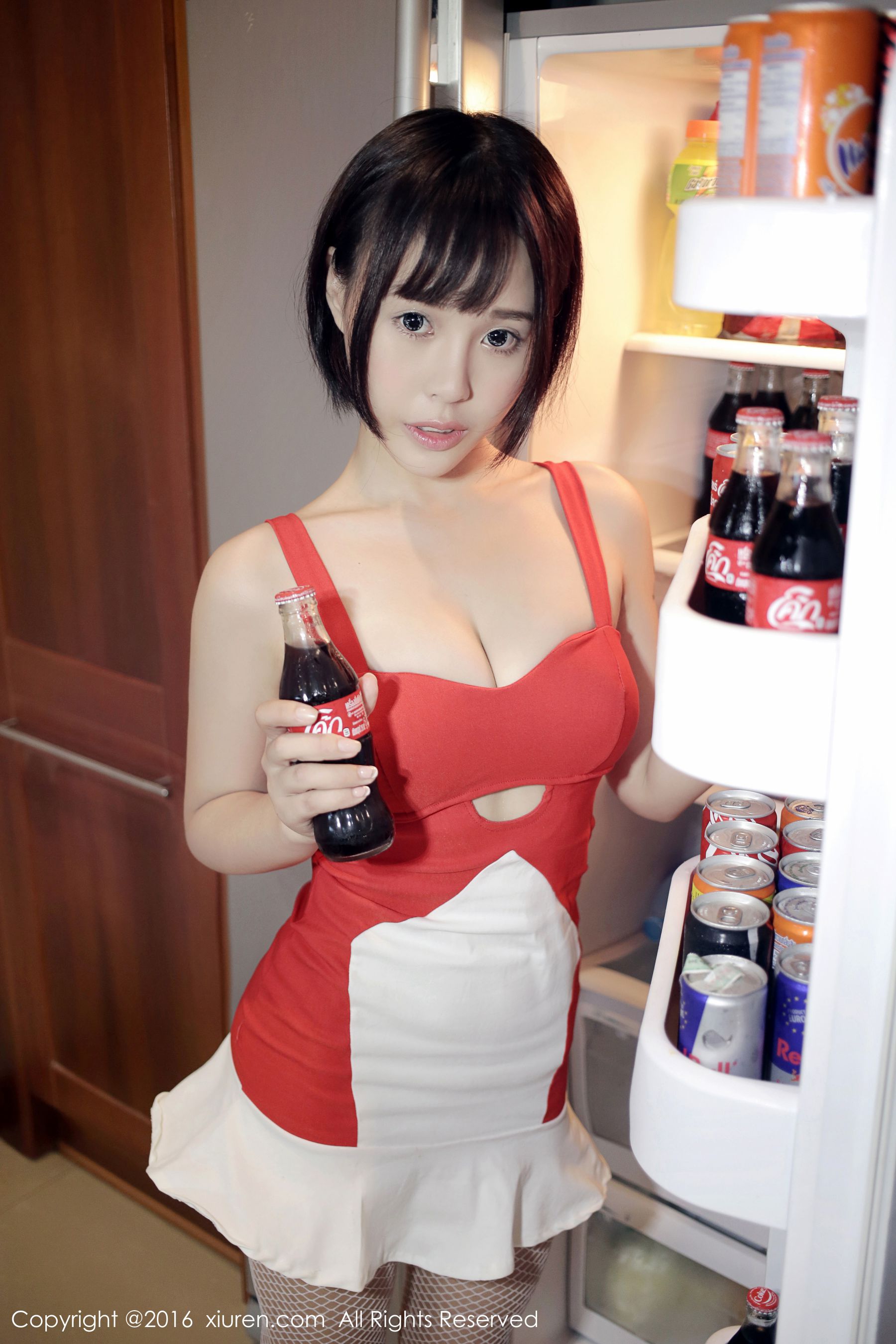 Evelyn艾莉《小红裙》 秀人网 No.665插图3