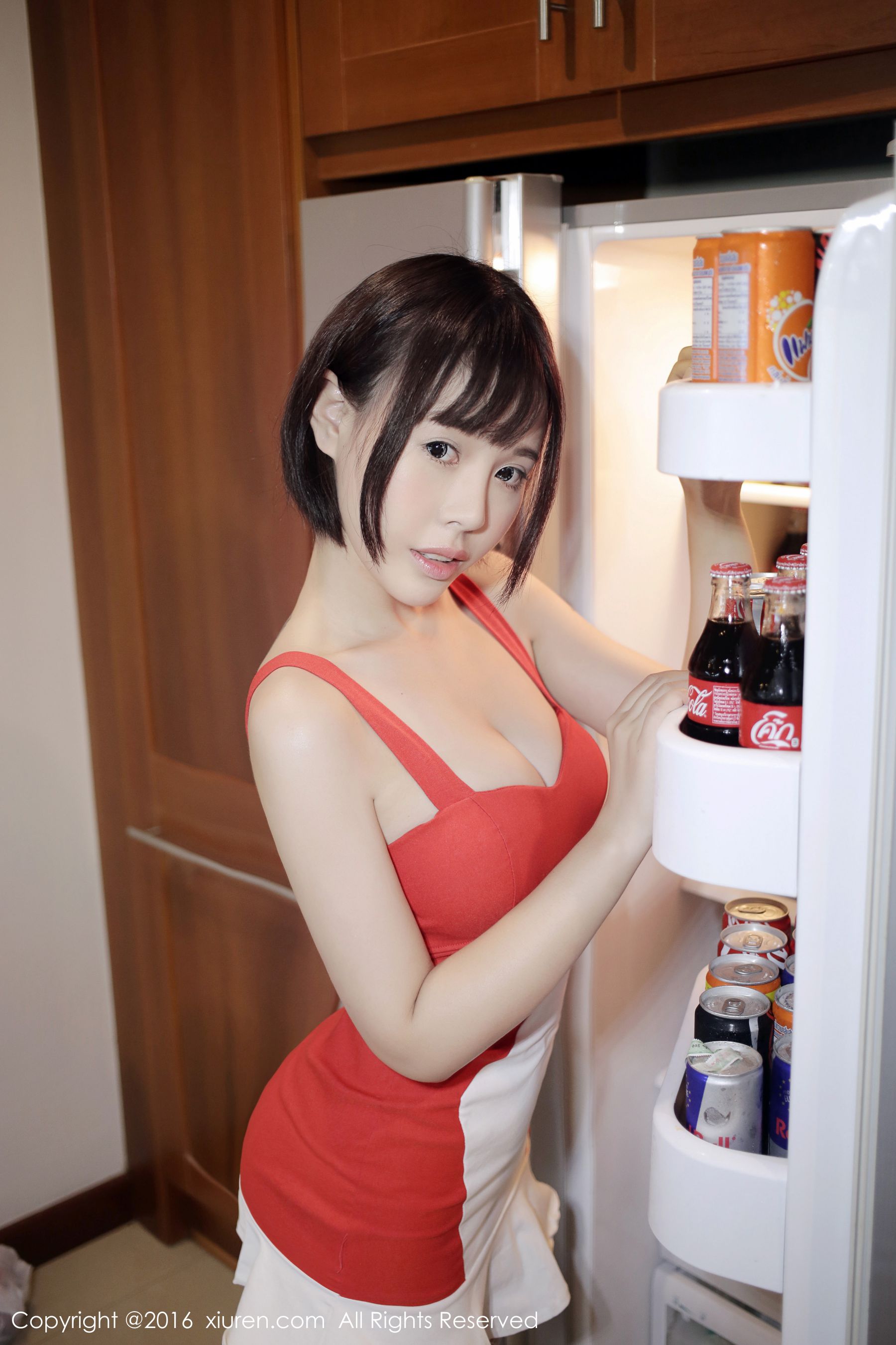 Evelyn艾莉《小红裙》 秀人网 No.665插图4