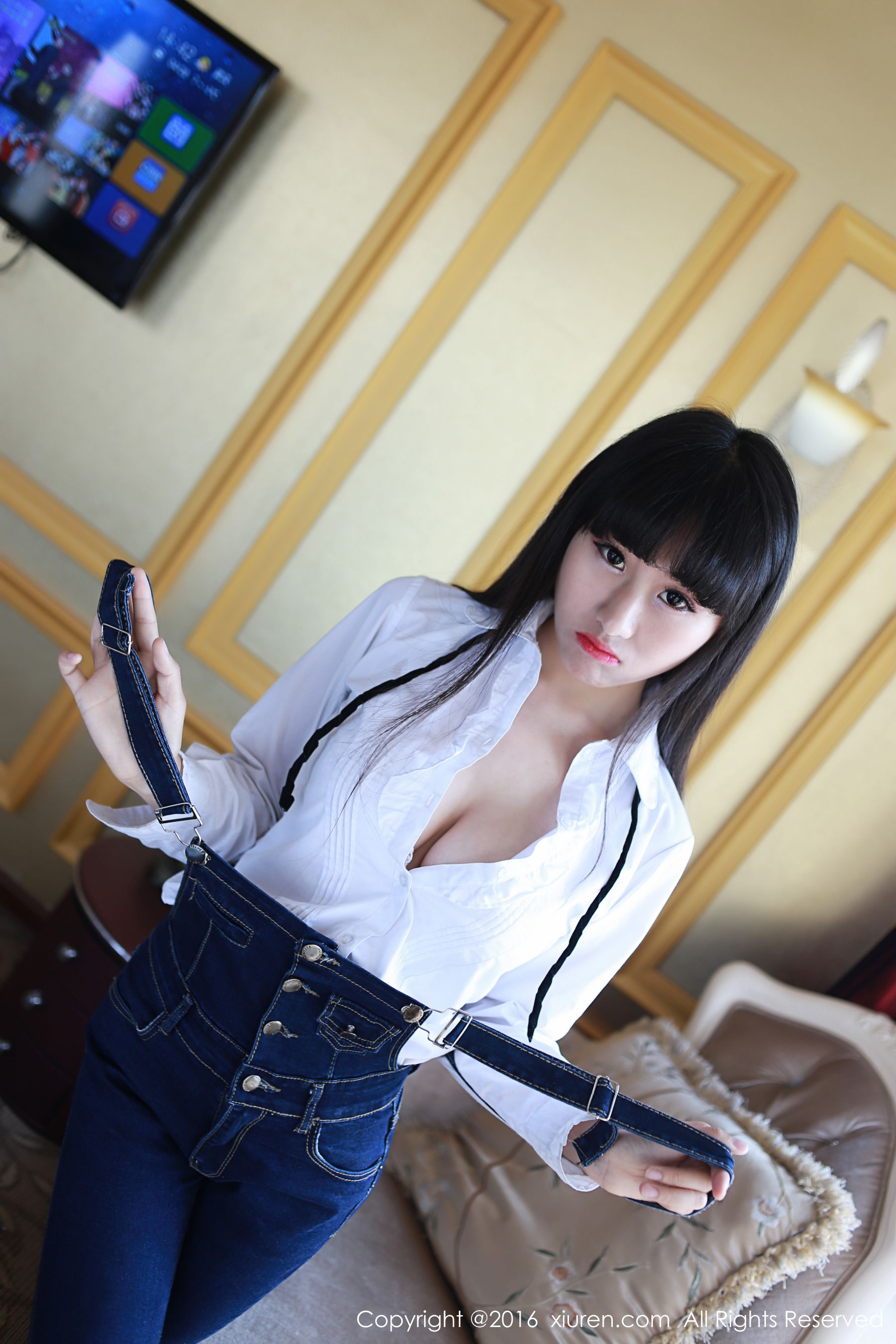 月音瞳《来自武汉的童颜巨乳妹子》 秀人网 No.520插图5