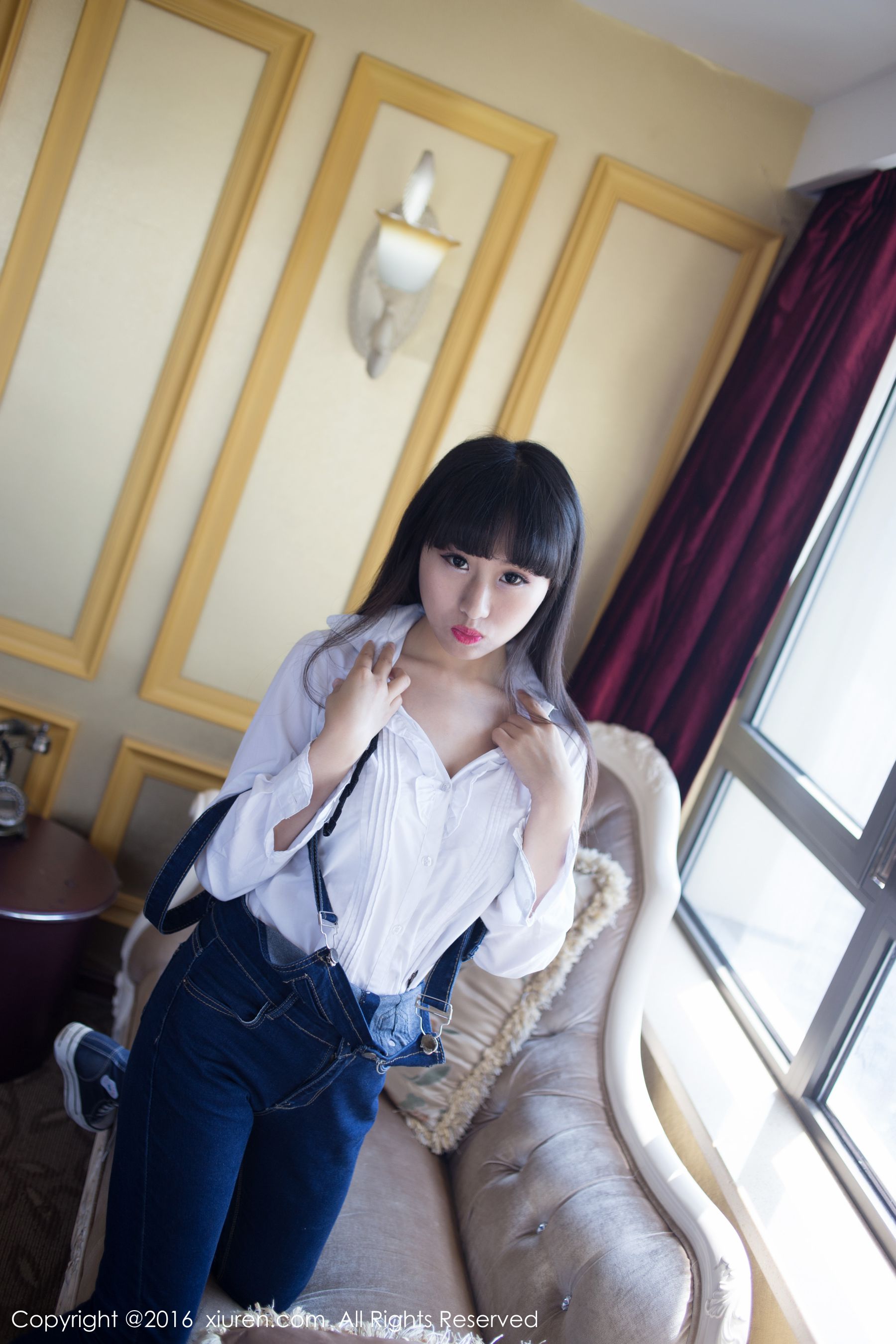 月音瞳《来自武汉的童颜巨乳妹子》 秀人网 No.520插图1