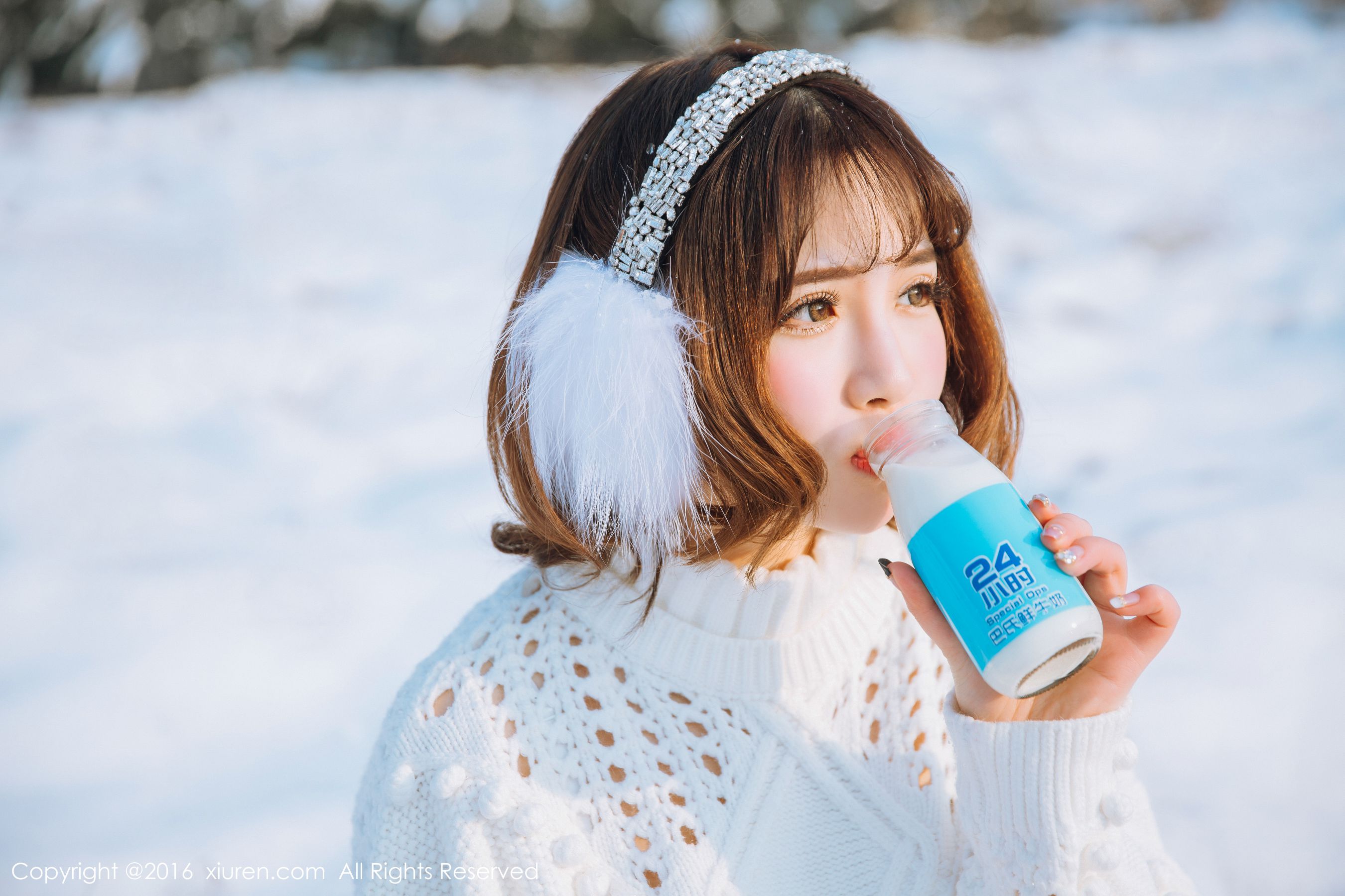 徐cake《新春雪景套图》 秀人网 No.484插图7