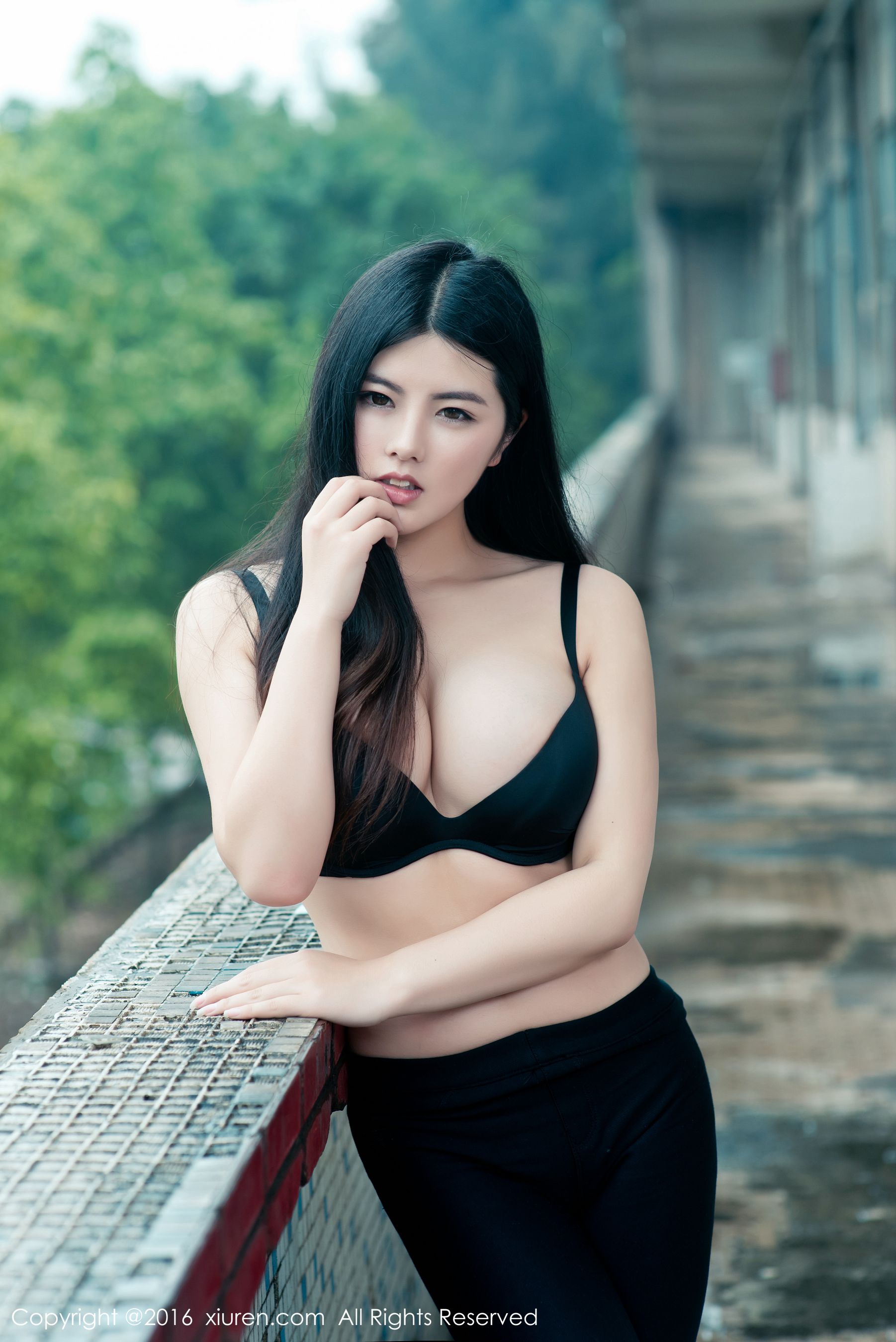 娜露Selena《日系清新巨乳小美女》 秀人网 No.518插图6