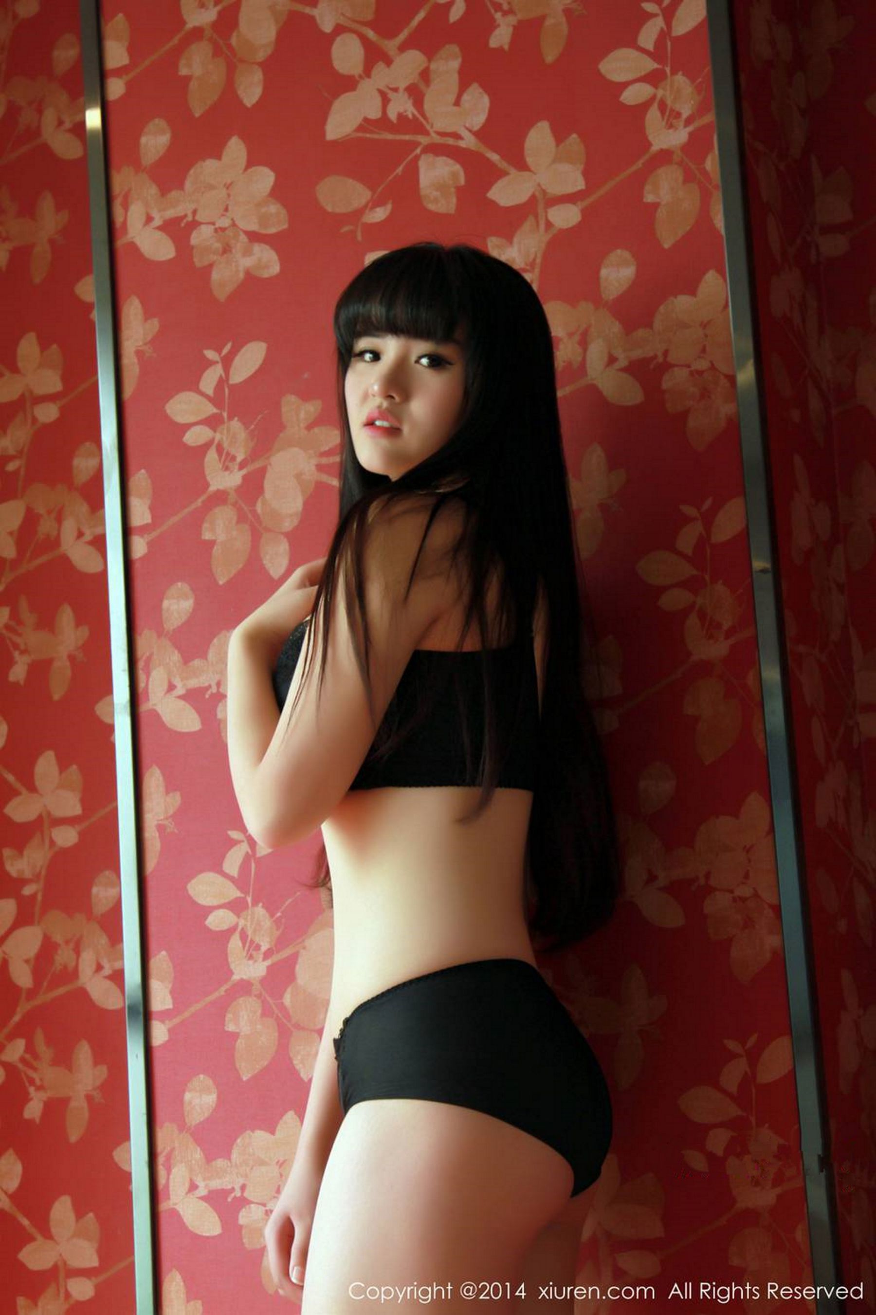 旭儿 – F cup妹子 秀人网 No.261插图3