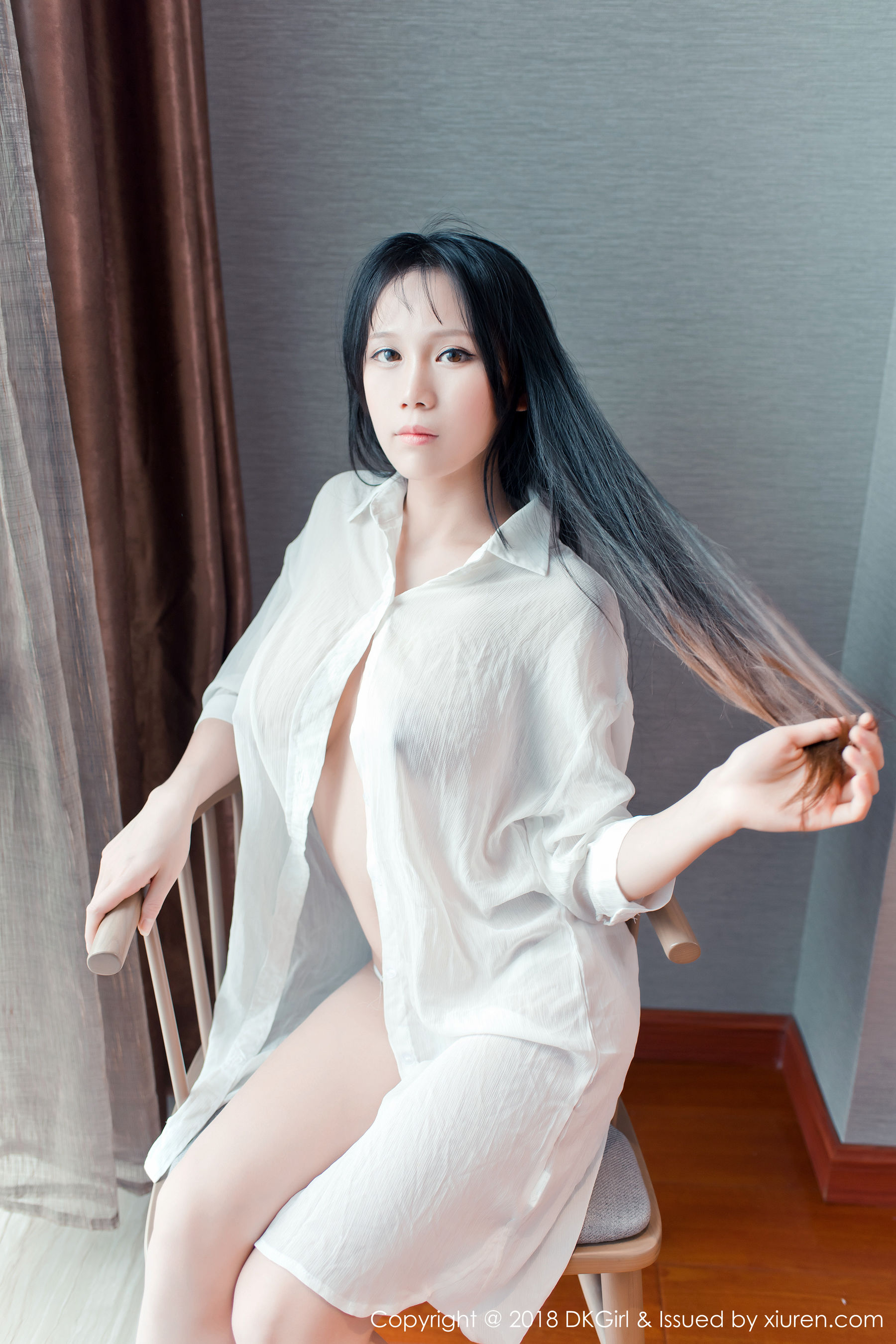 李可可《童颜巨乳，F乳真空演绎》 御女郎 Vol.070插图2