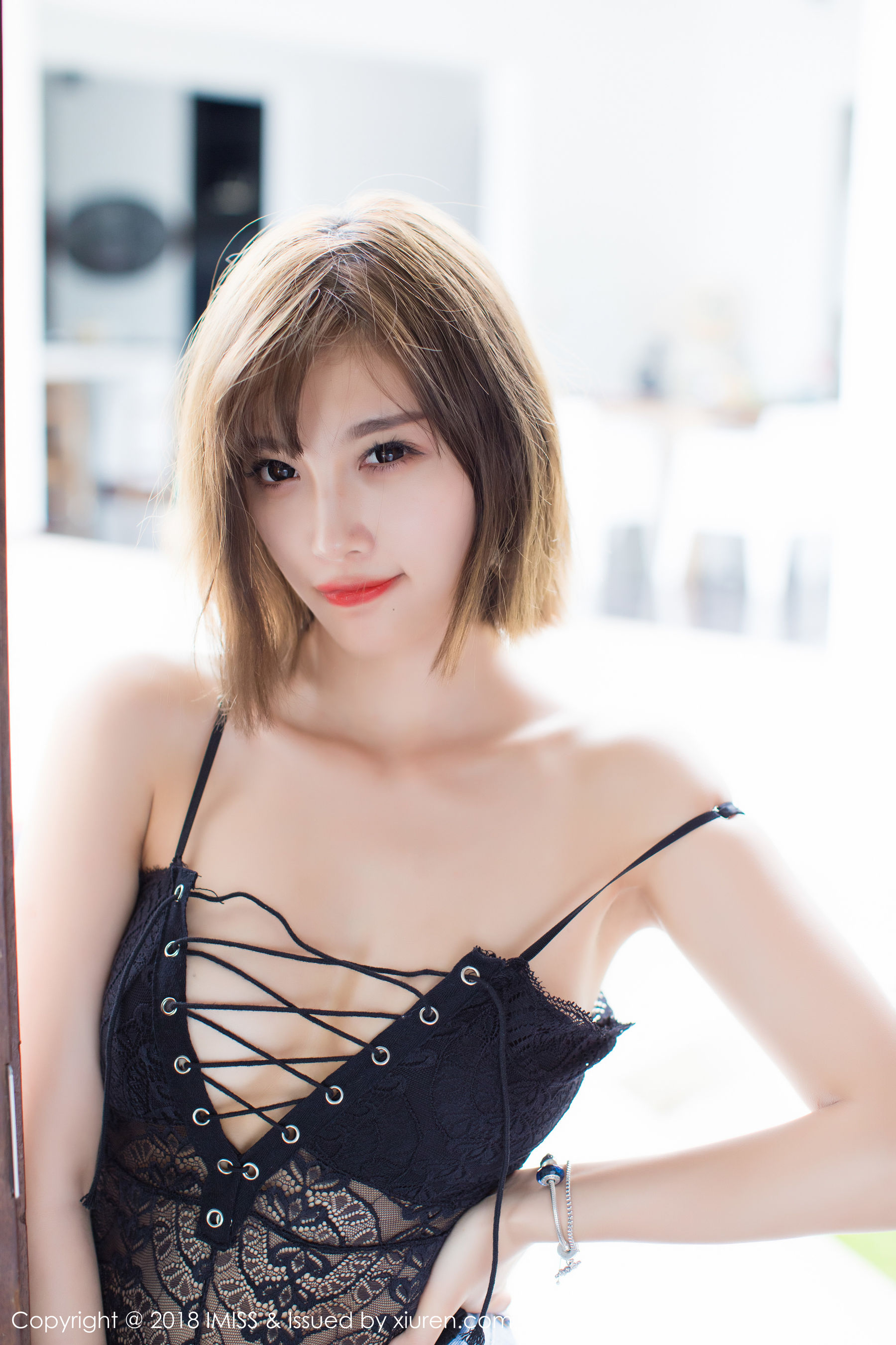 杨晨晨sugar《性感的牛仔短裤勾勒出美臀诱惑》 爱蜜社IMiss Vol.228插图6