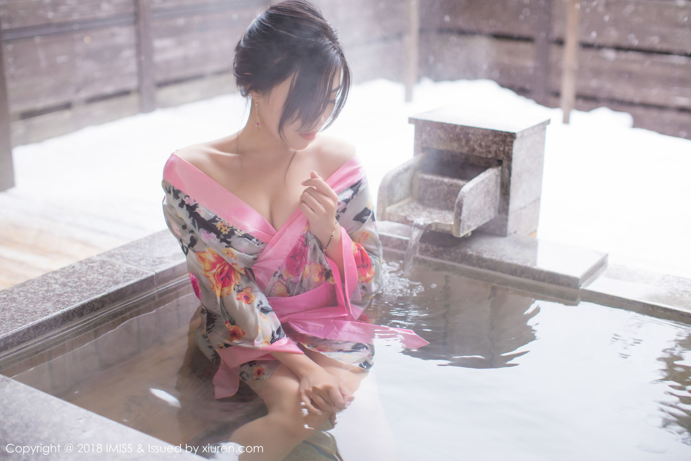 许诺Sabrina《浴池和服+蕾丝美腿》 爱蜜社IMiss Vol.221插图7