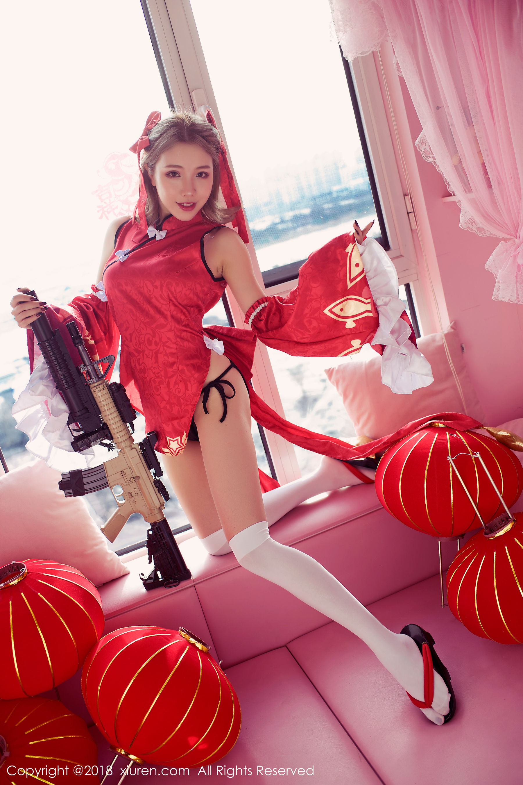 黄楽然《保鲜膜裹身+极品COS枪娘》 秀人 No.911插图5