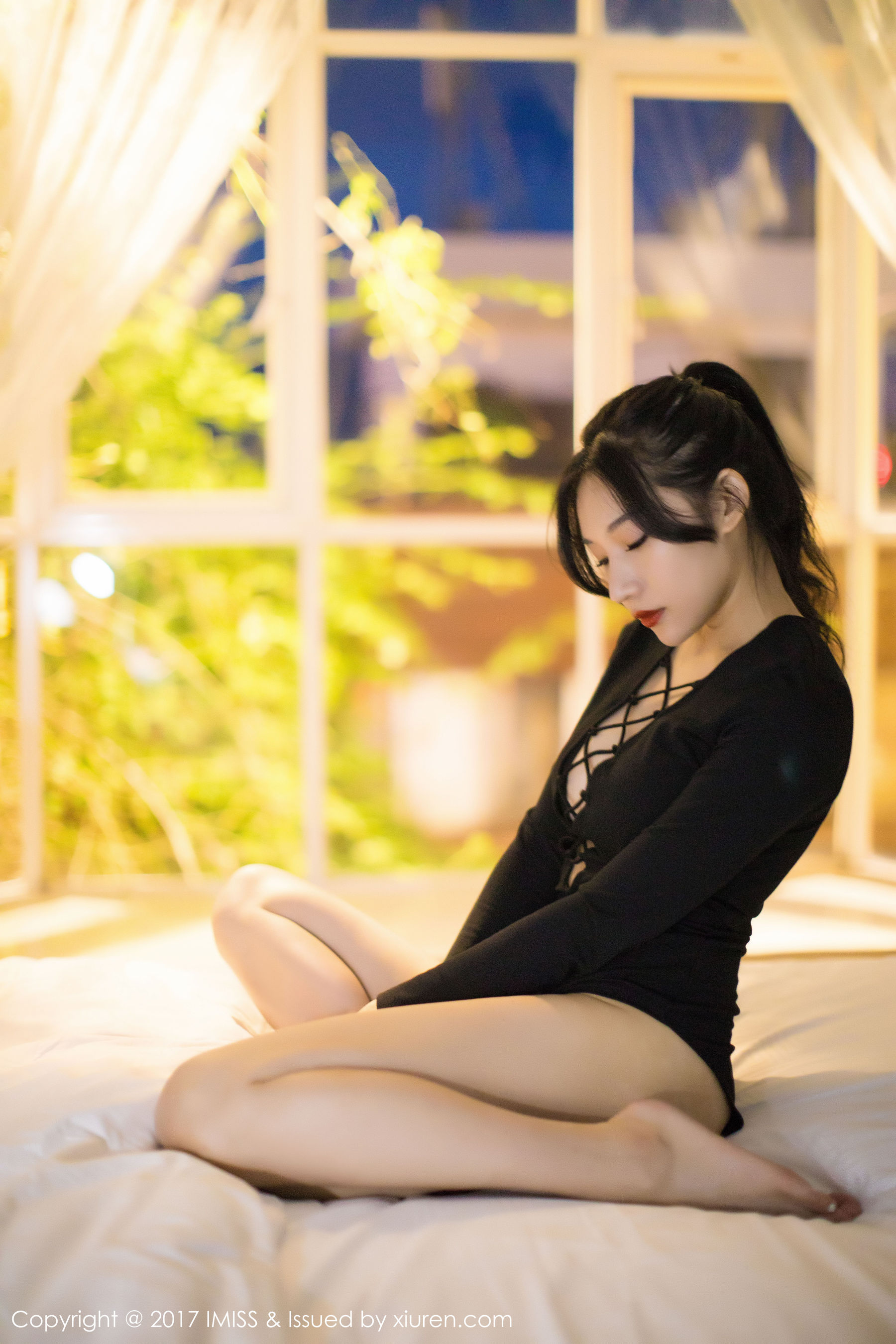 小狐狸Sica《黑色私房性感美腿》 爱蜜社IMiss VOL.194插图3