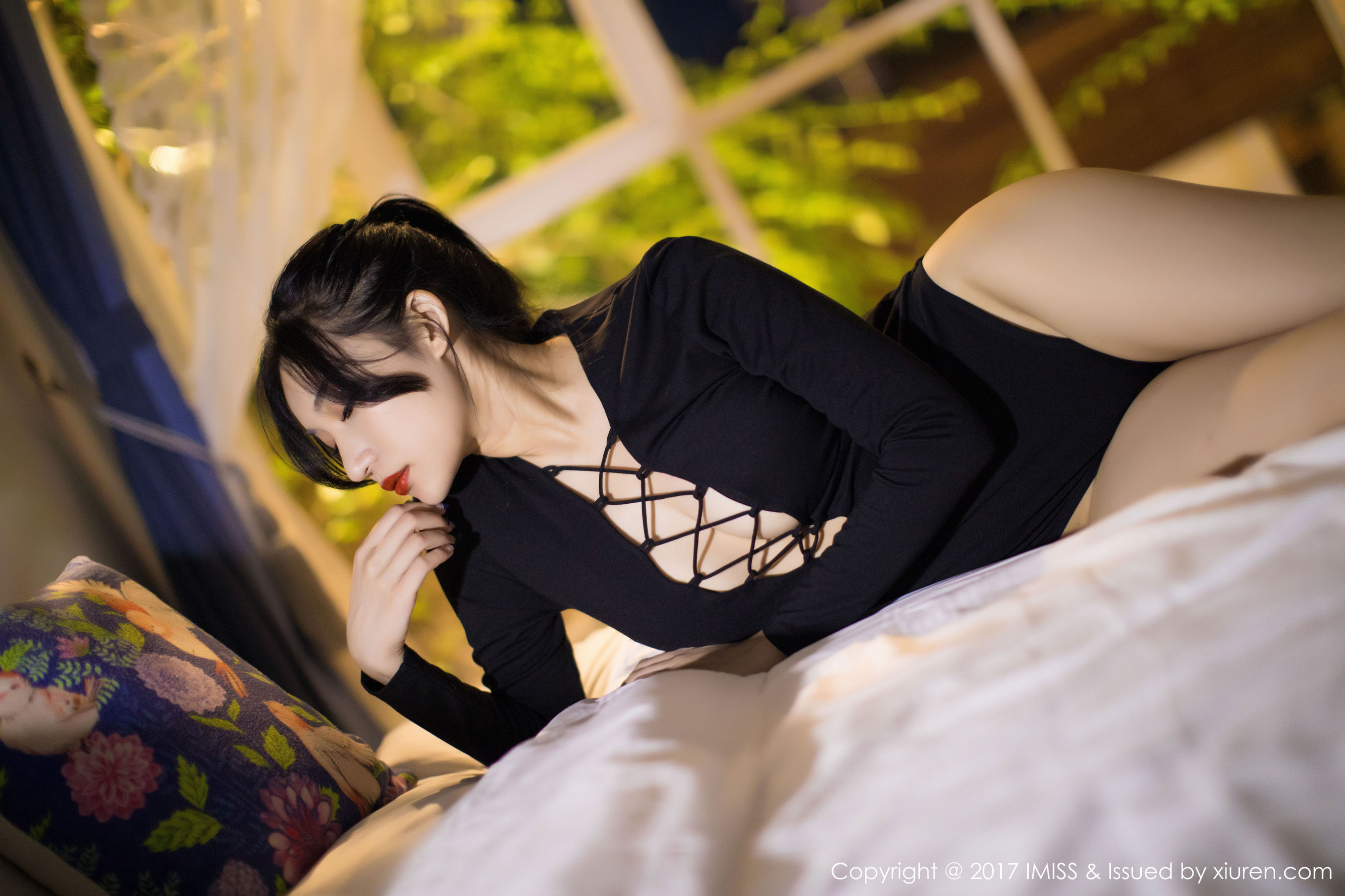 小狐狸Sica《黑色私房性感美腿》 爱蜜社IMiss VOL.194插图8