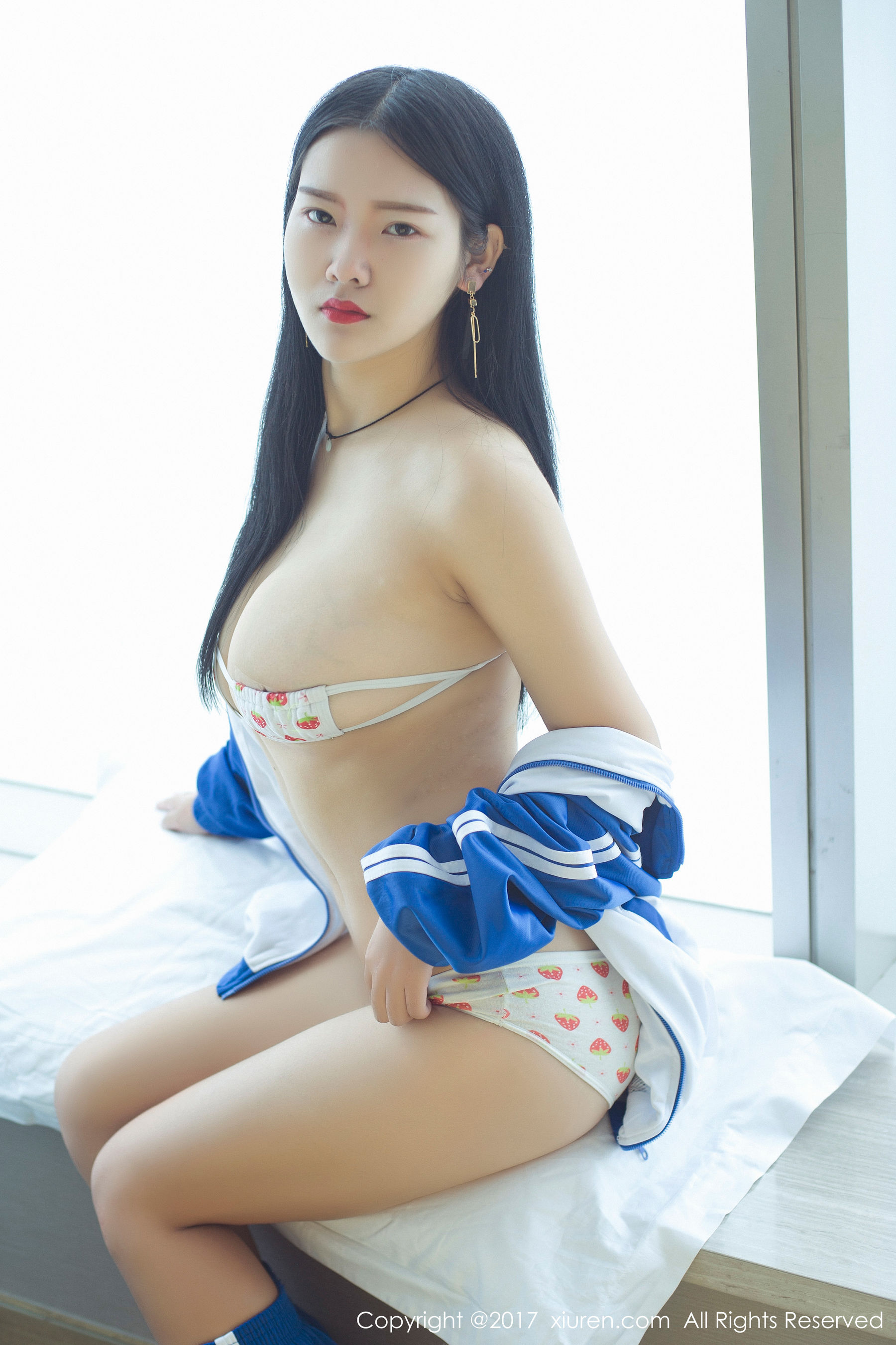 高冷欧码学生妹凌希儿 秀人XIUREN NO.837插图2