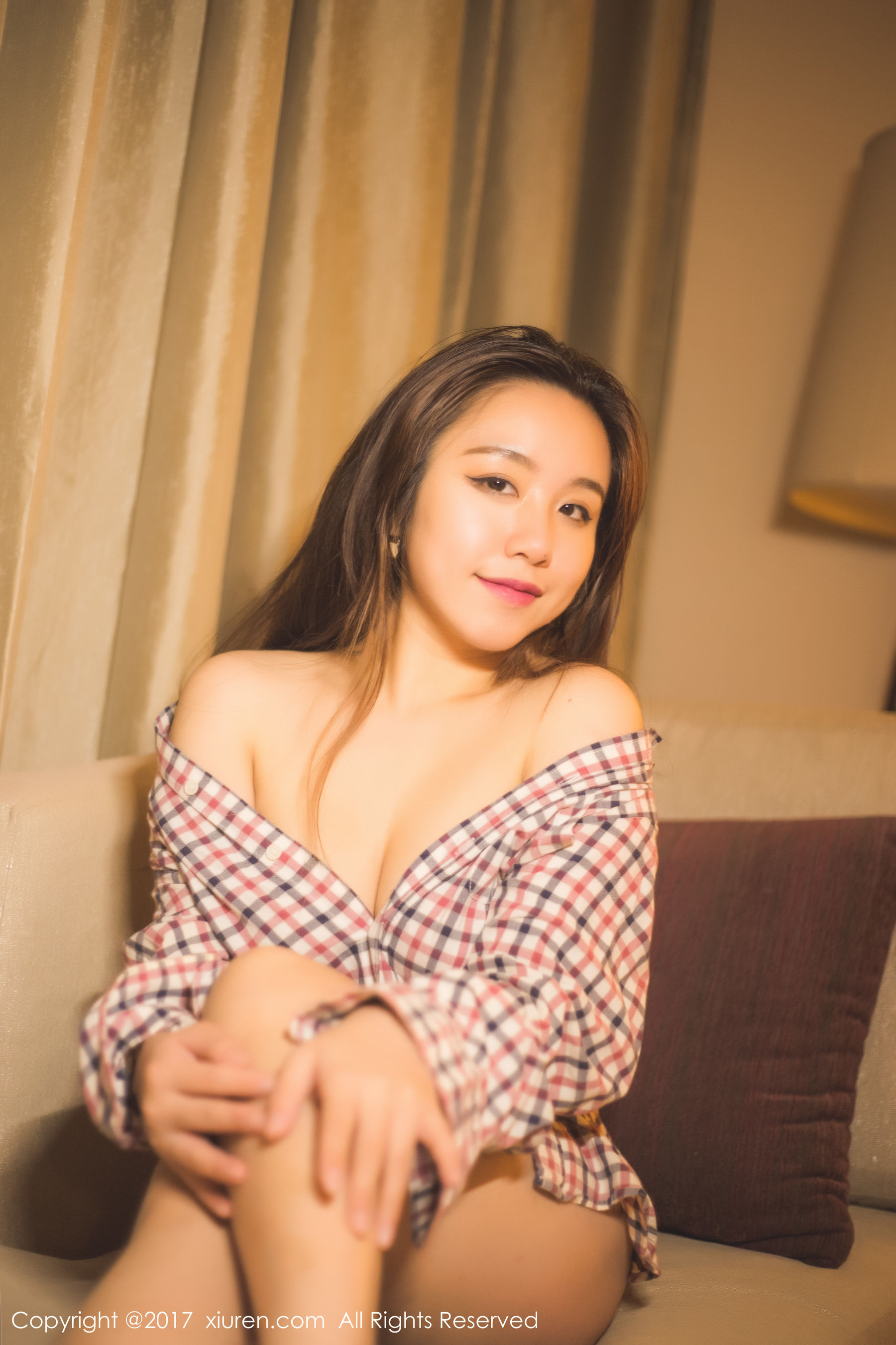 吃白菜的vi菜菜《性感女郎》 秀人XIUREN NO.823