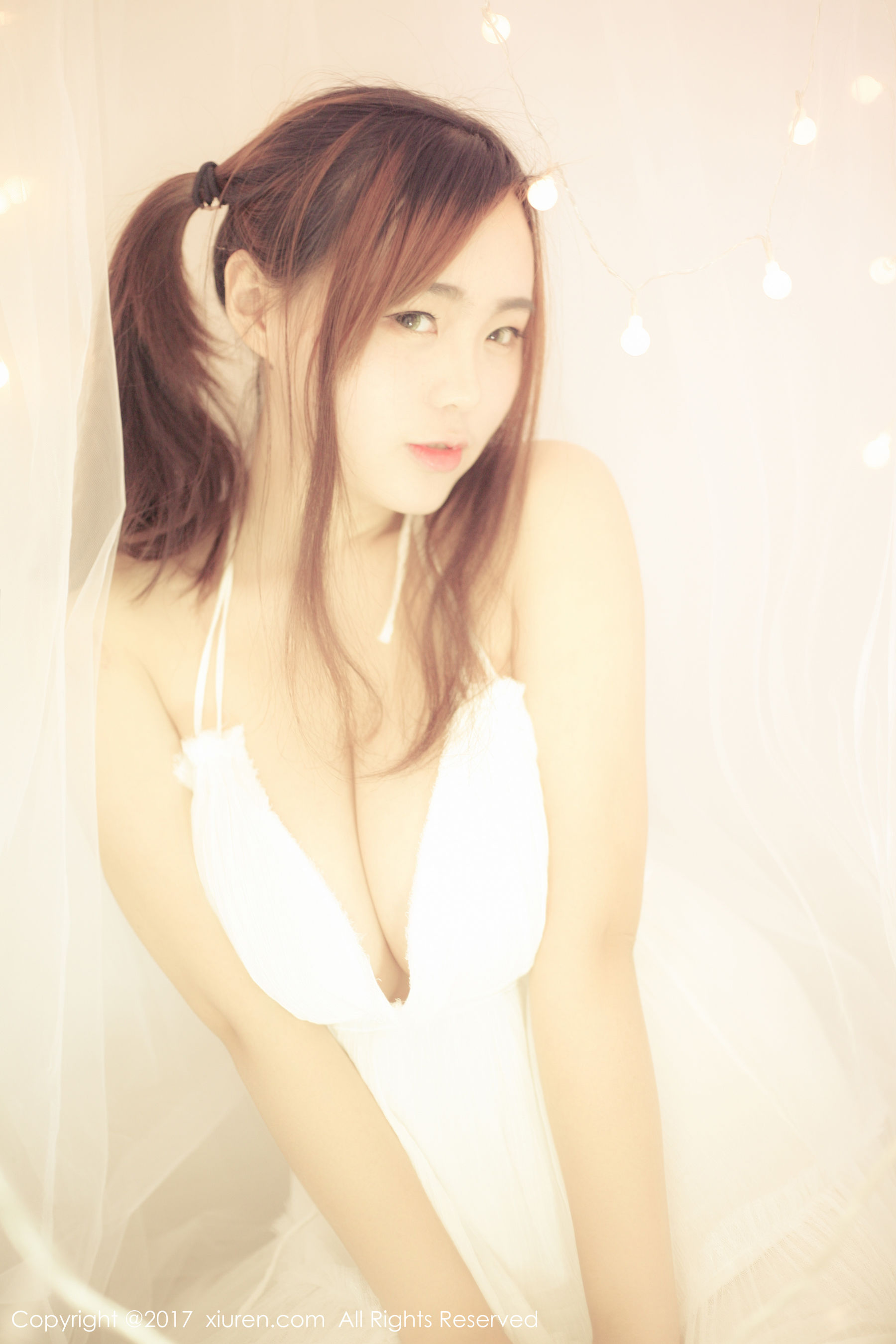 米爱Demon《童颜巨乳的梦幻少女诱惑私房》 秀人网XIUREN No.744插图3
