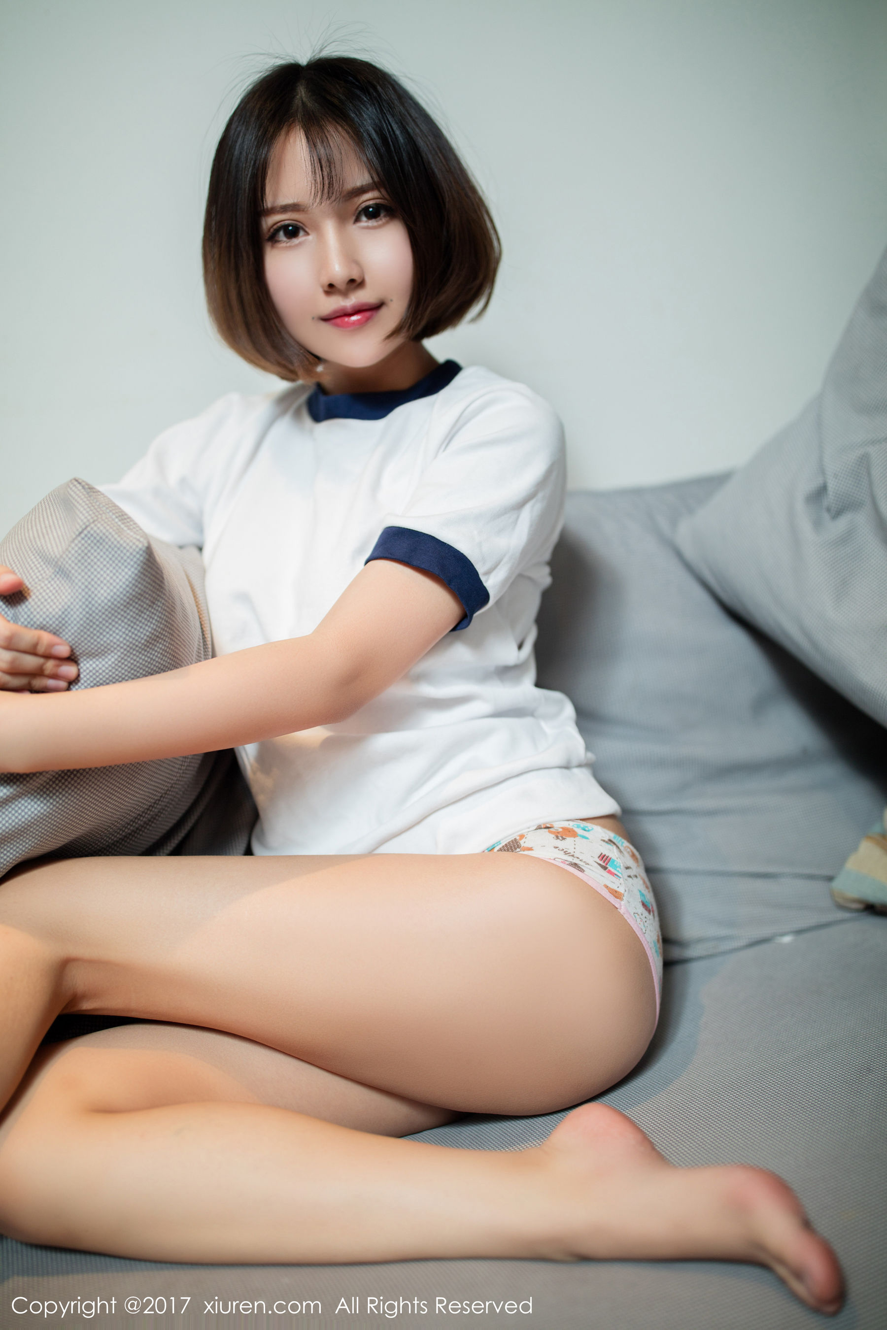 小魔女奈奈《清纯气息的少女诱惑》 秀人网XIUREN No.736插图1