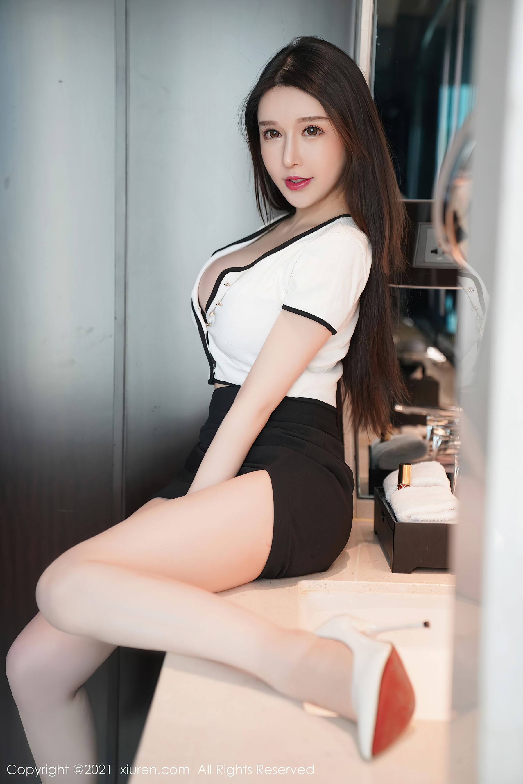 秀人XIUREN No.3023 玉兔miki插图3