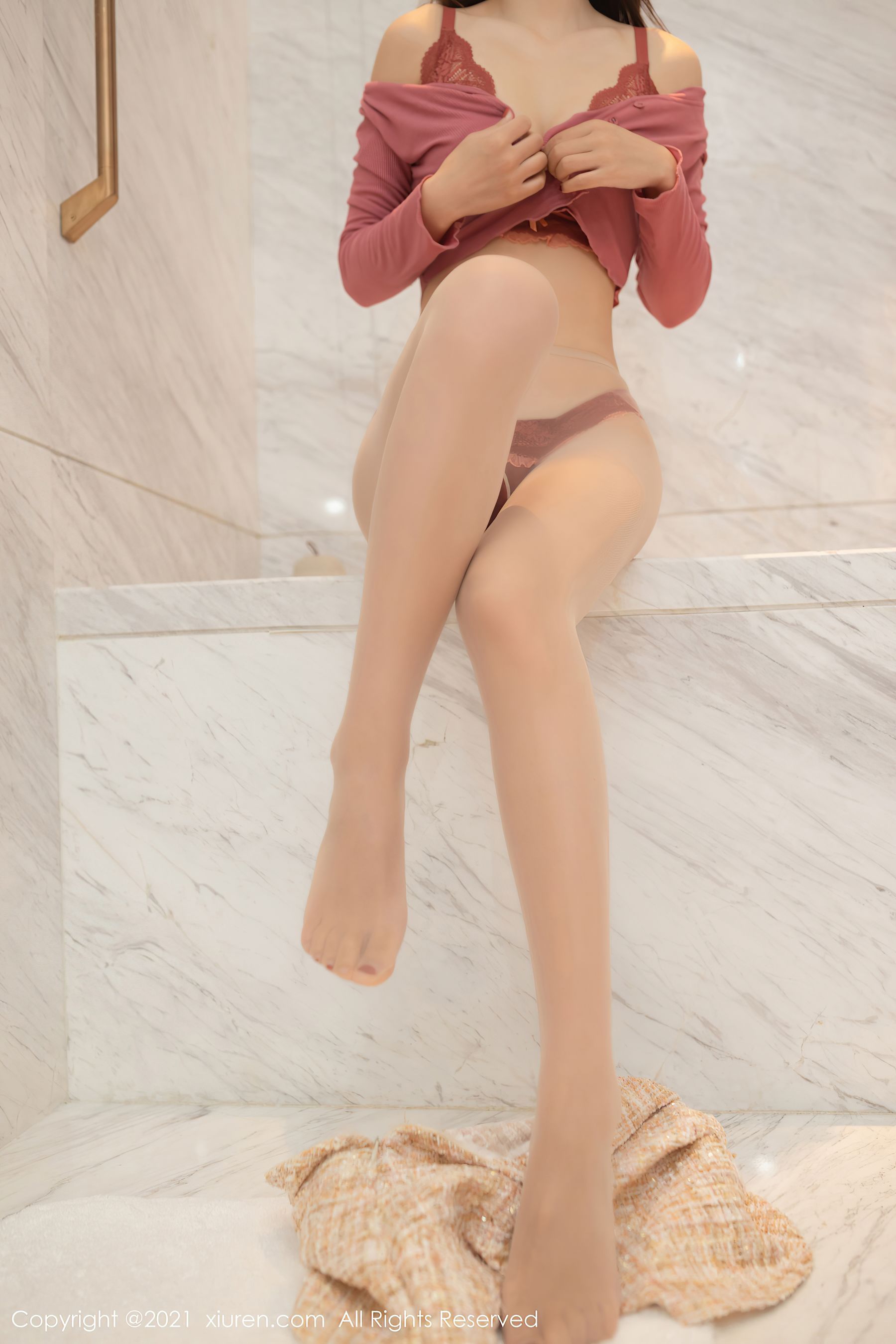 秀人XIUREN No.3017 唐安琪插图2