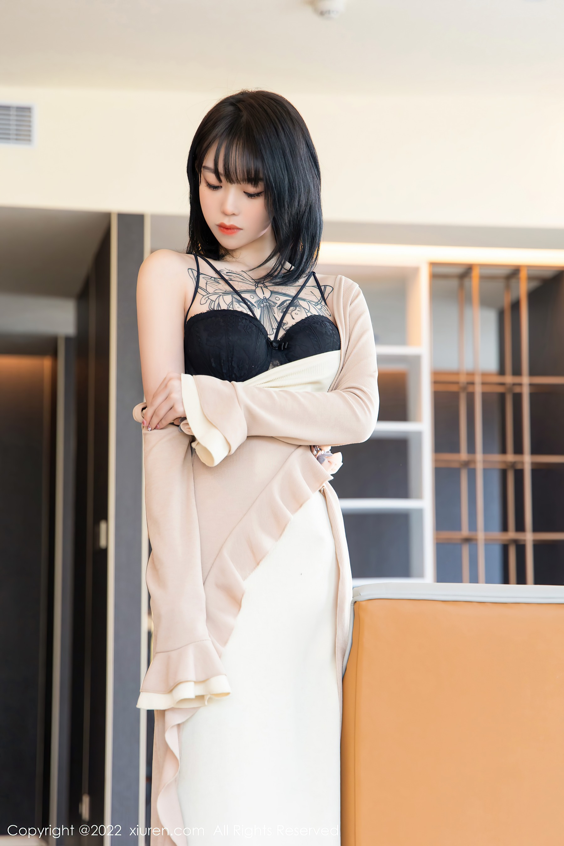 秀人网 No.4700 奶瓶. 黑丝美腿性感写真