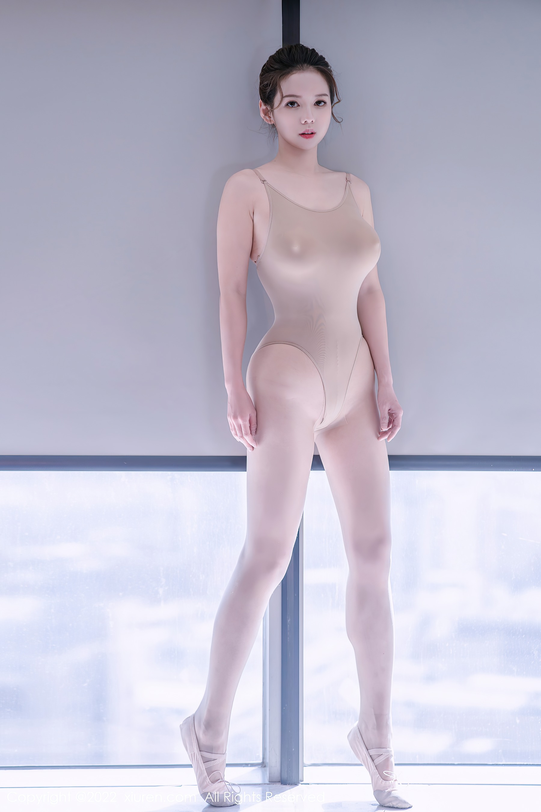 秀人网 No.4722 大美媚京 新人美臀插图4