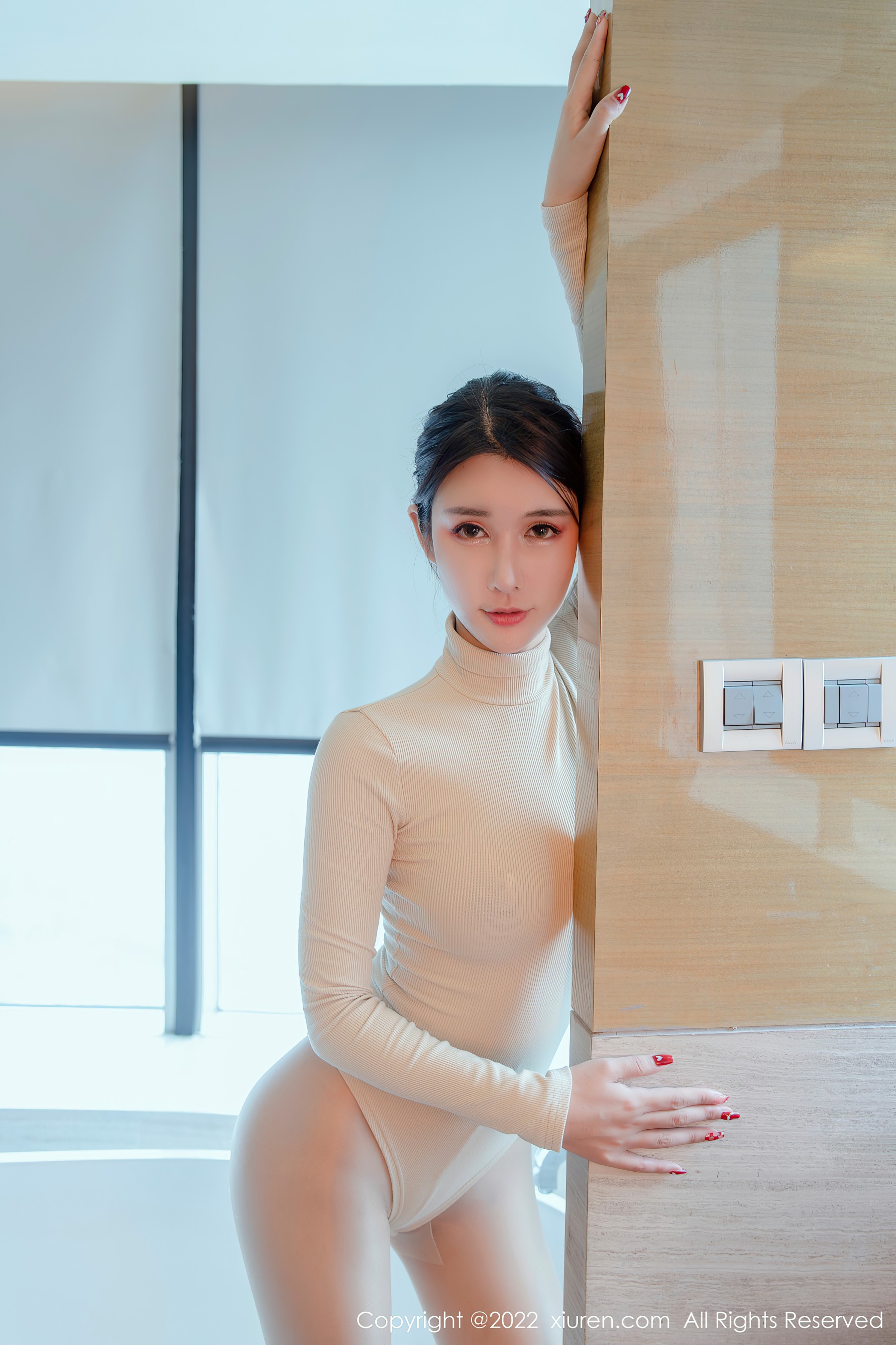秀人网 No.4648 夏沫沫tifa 丝袜美腿大奶写真插图9