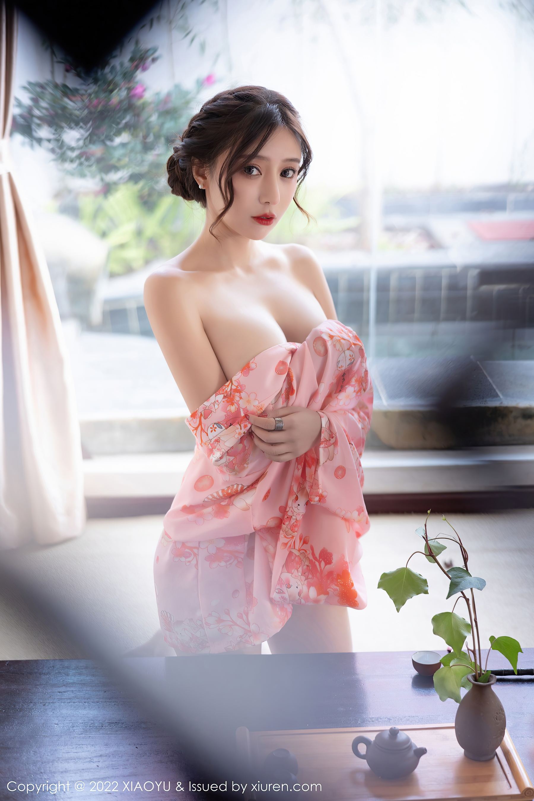 语画界 VOL.754 王馨瑶yanni 云南旅拍蕾丝写真