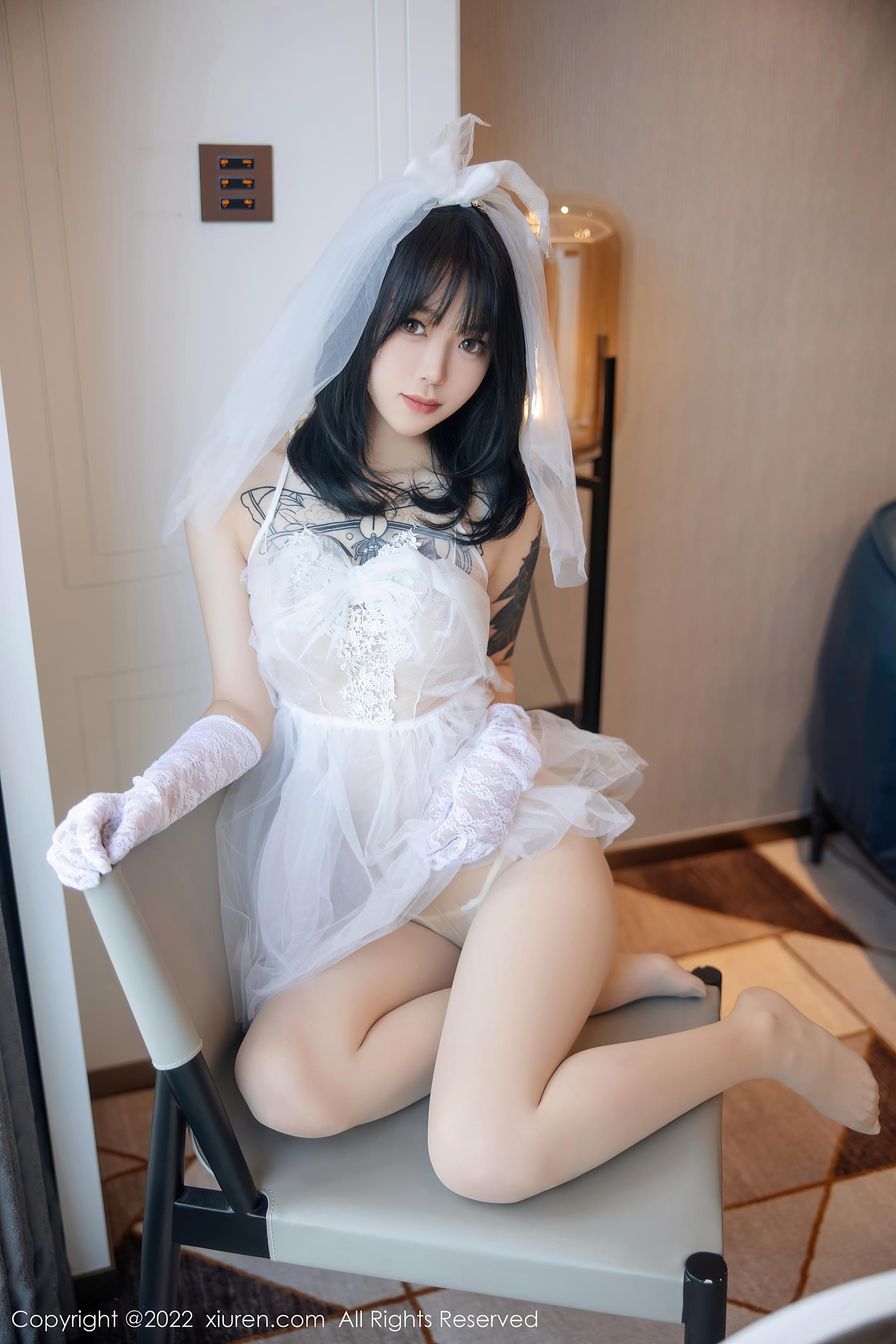 秀人网 No.5212 奶瓶. 婚纱服美腿插图8