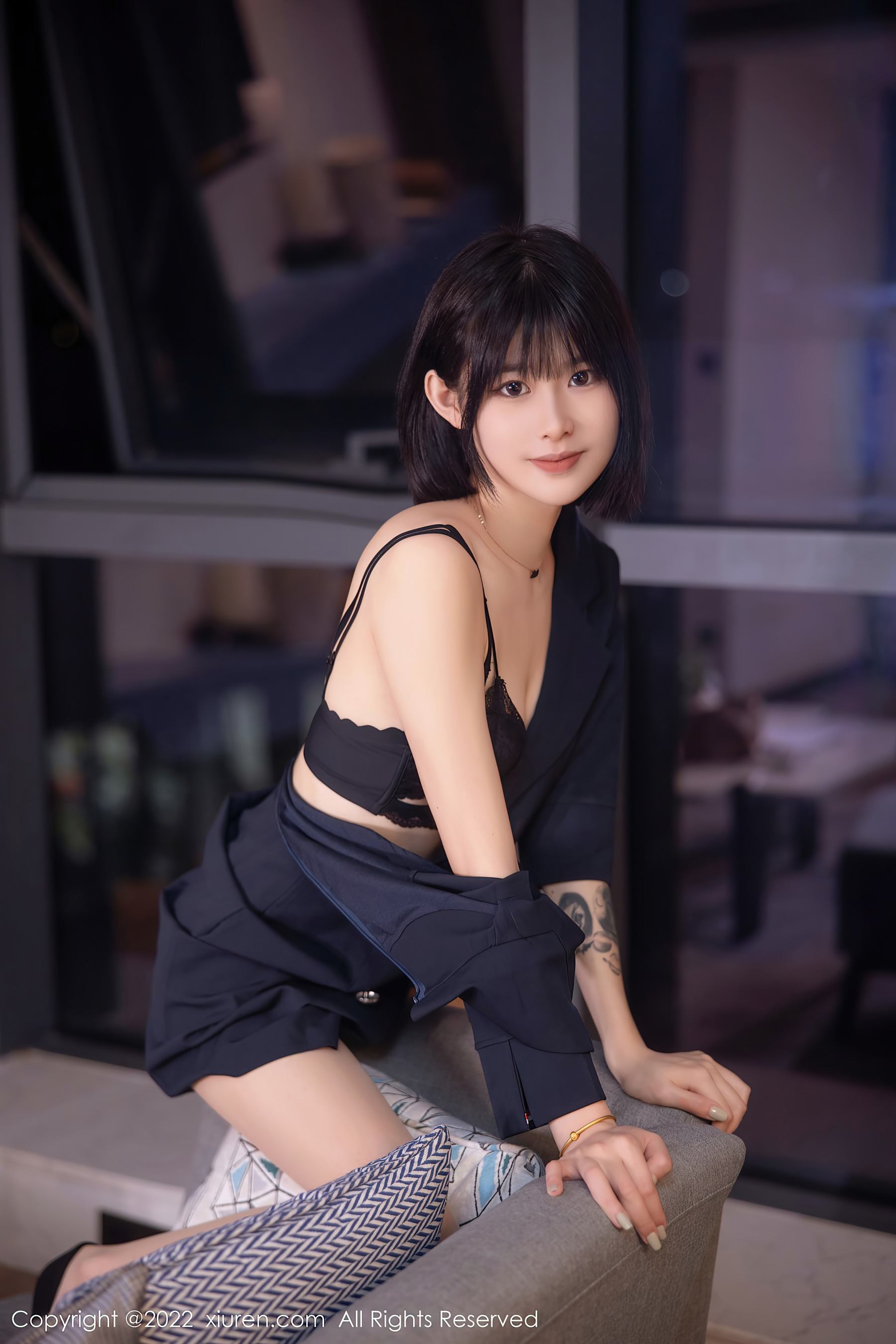 秀人网 No.5329 77qiqi 美腿丝袜插图1