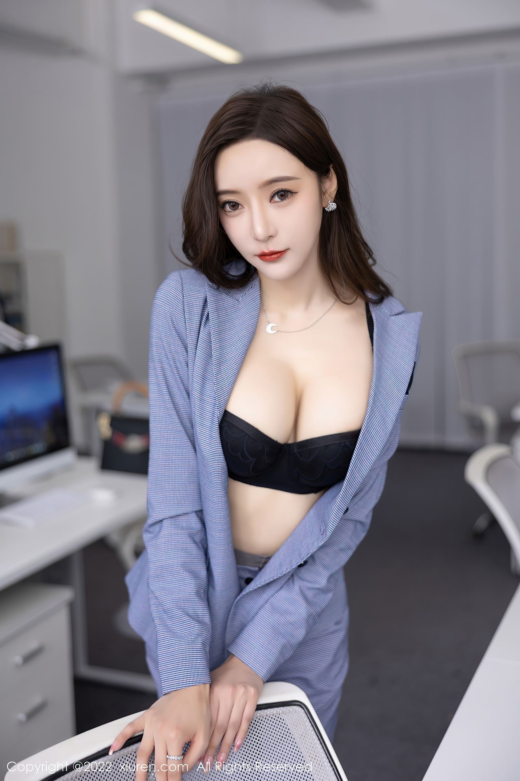 秀人网 No.5629 王馨瑶yanni Ol职业装插图2