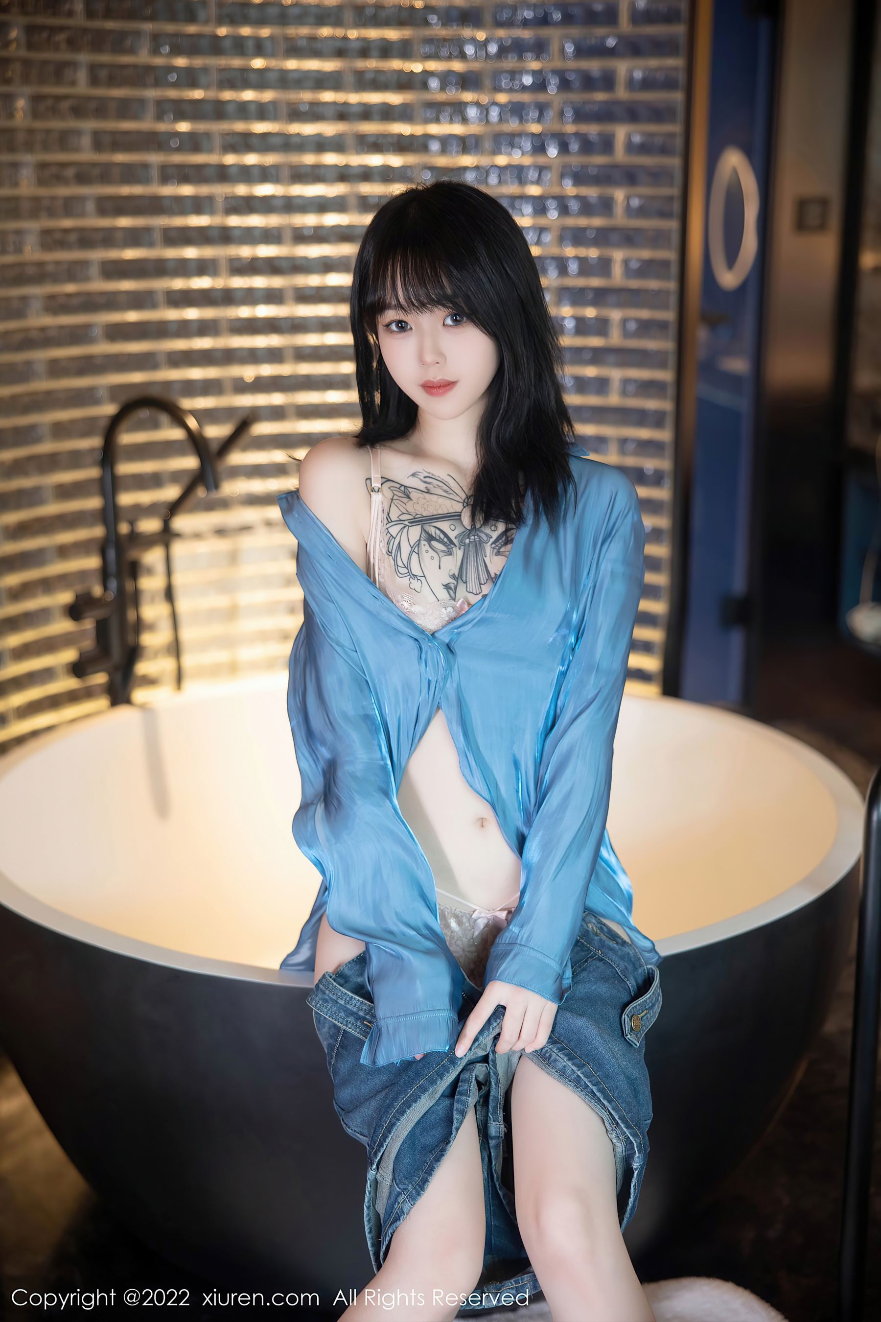秀人网 No.5662 奶瓶插图1