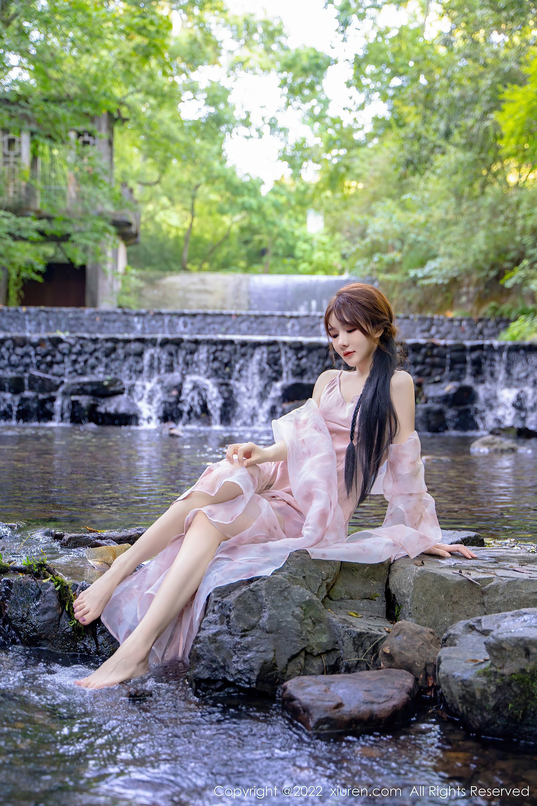 秀人网 No.5690 婠婠么 美腿长裙插图9