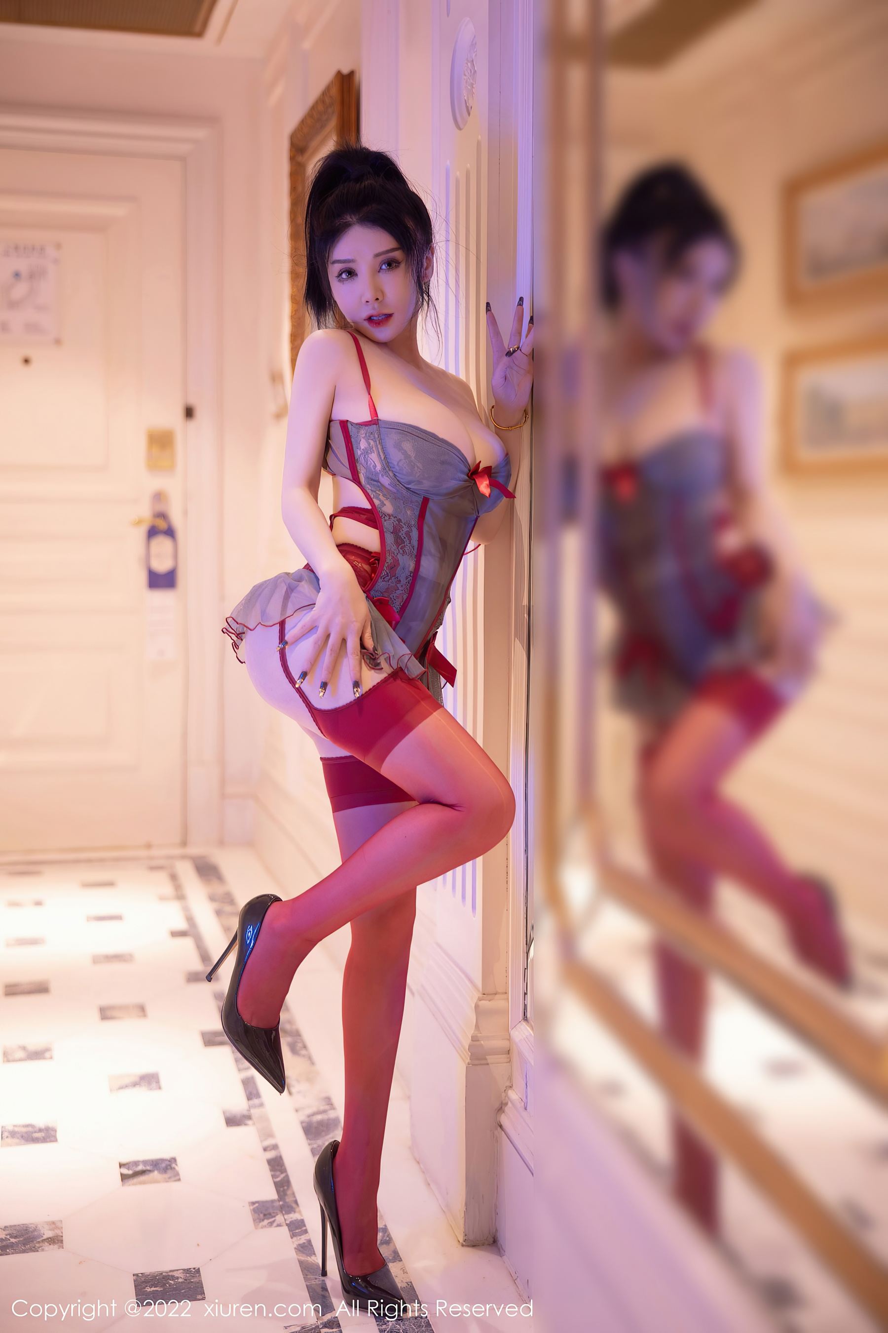 秀人网 No.5818 潘娇娇 丝袜浴缸插图6