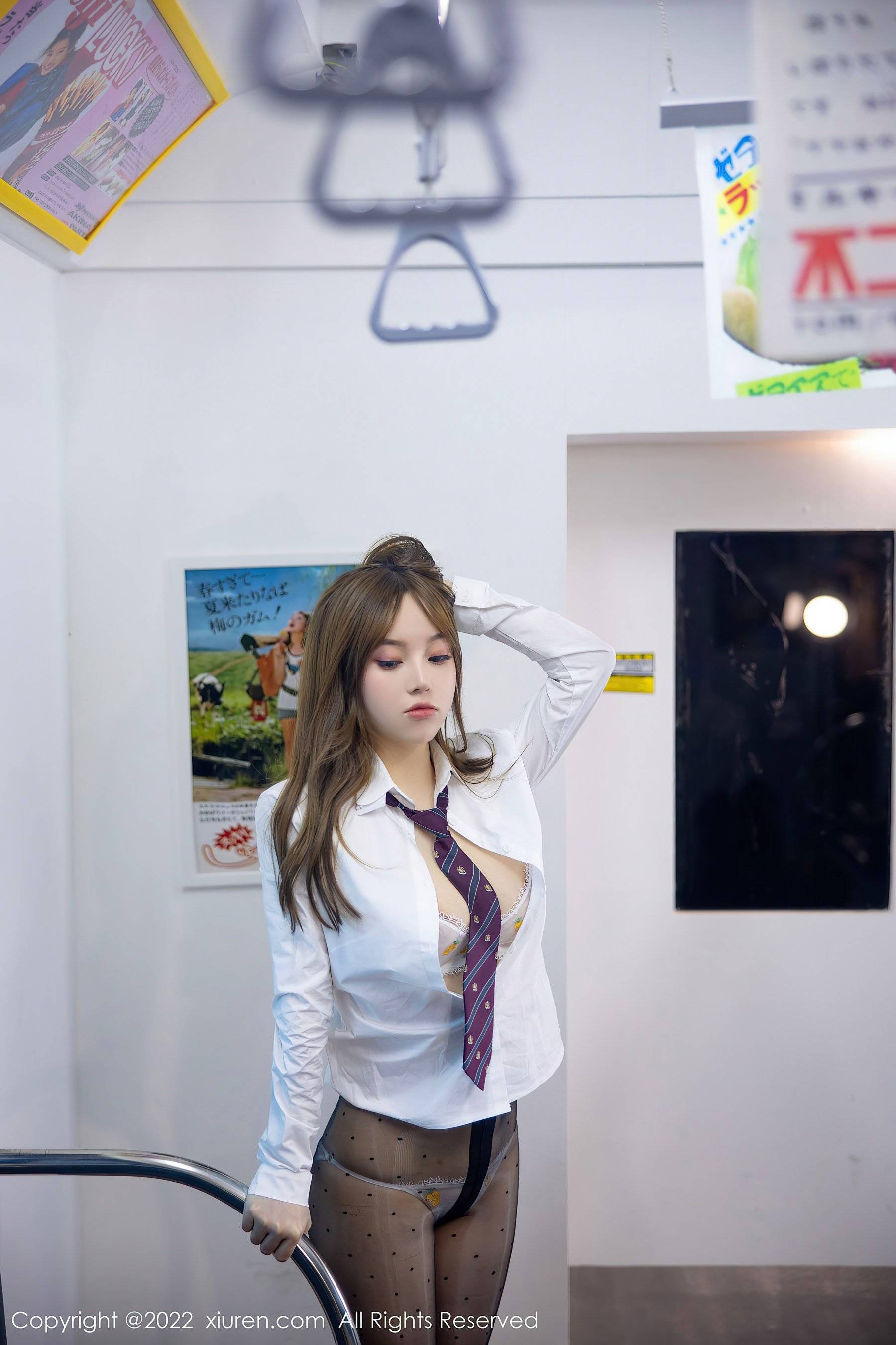 秀人网 No.5899 豆瓣酱 地铁美腿插图8