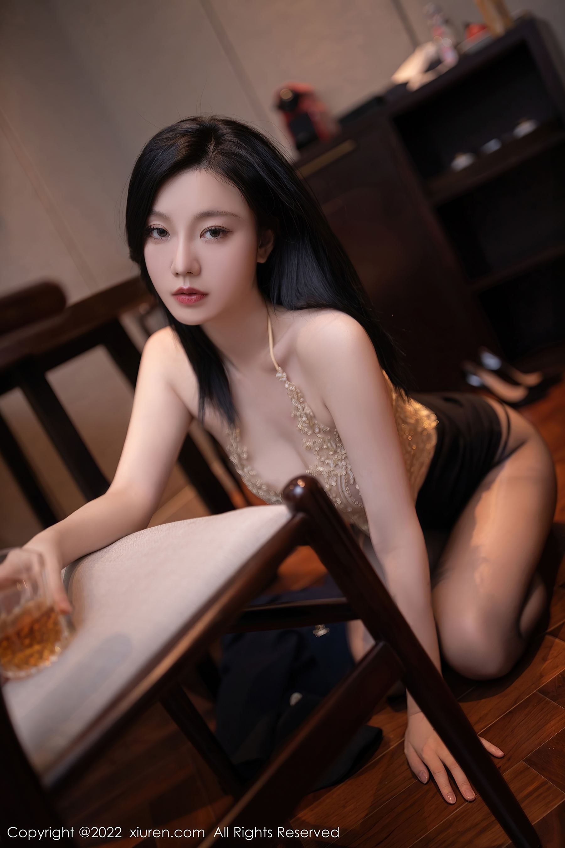 秀人网 No.6051 安然anran 黑丝美腿插图3