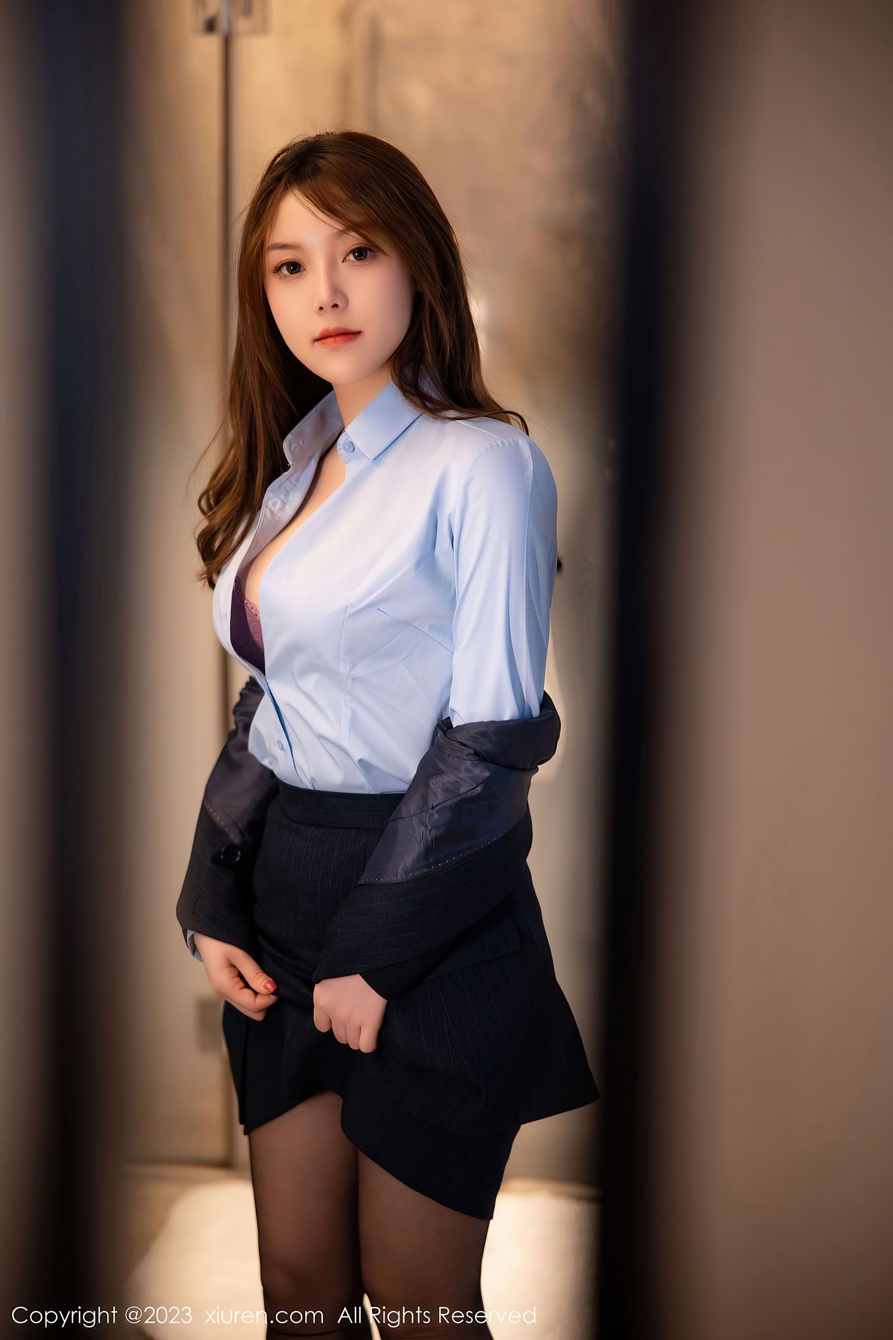 秀人网 No.6190 豆瓣酱 制服美臀插图2