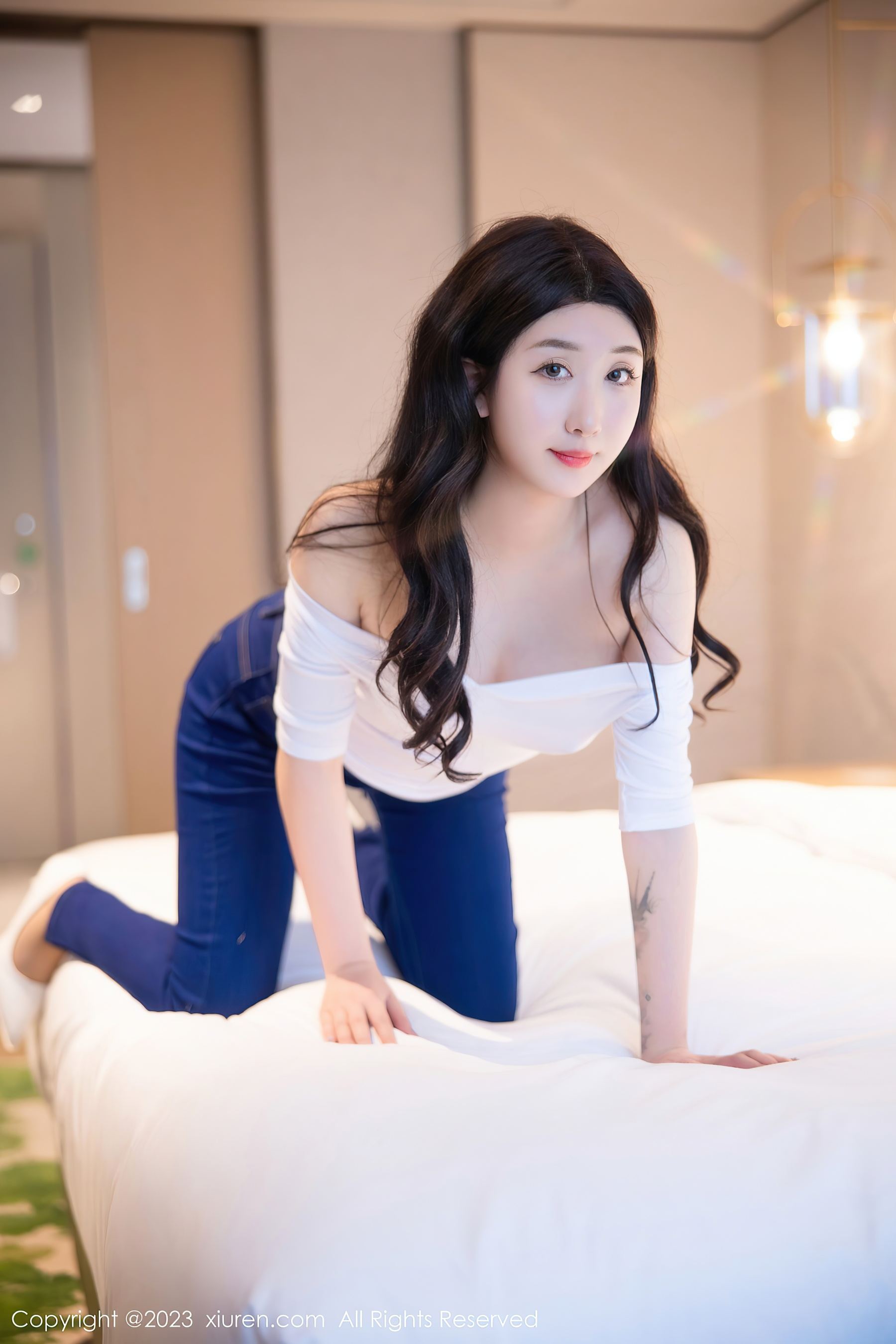 秀人网 No.6570 江真真 牛仔裤美臀插图4