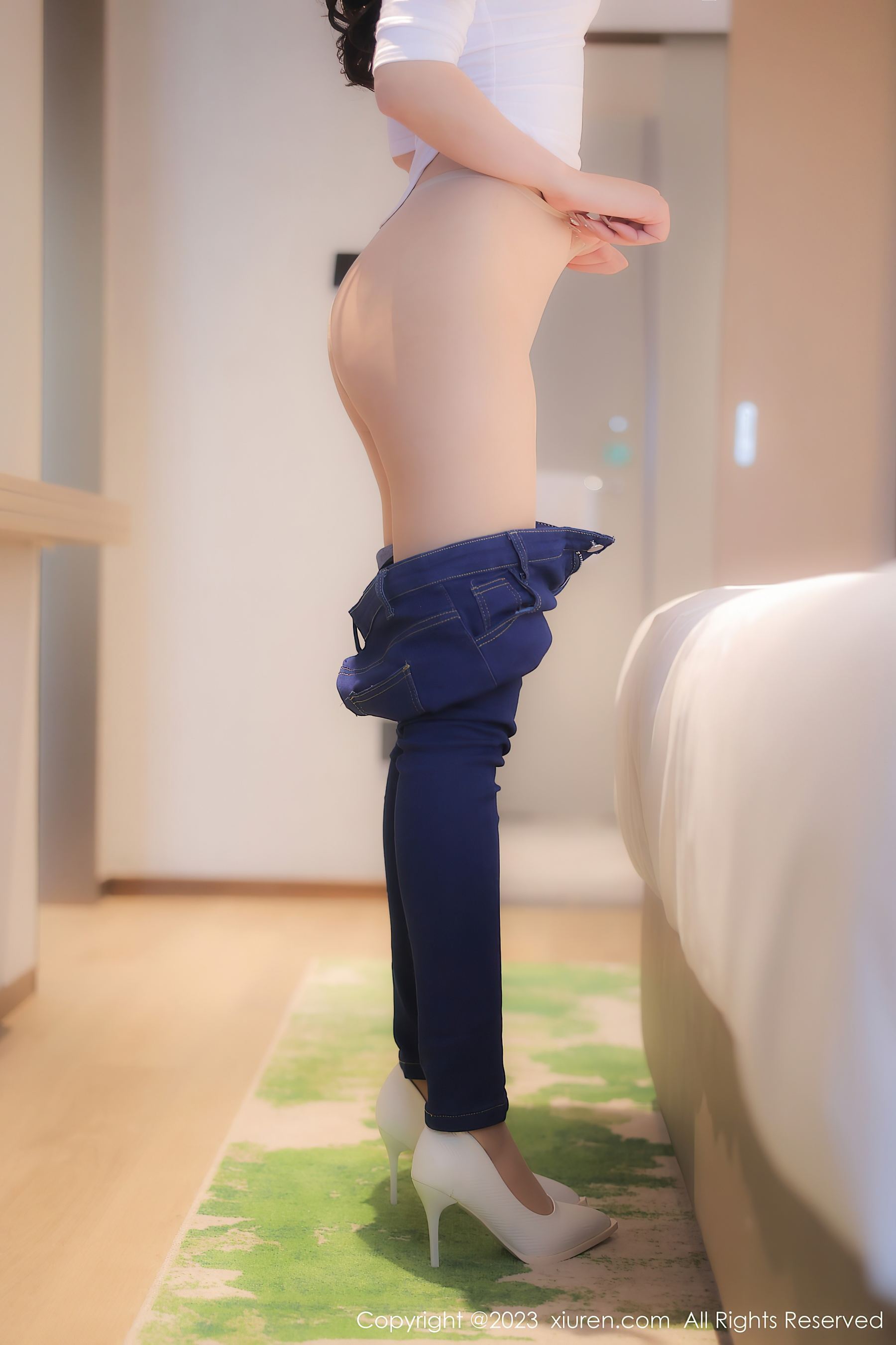 秀人网 No.6570 江真真 牛仔裤美臀插图5