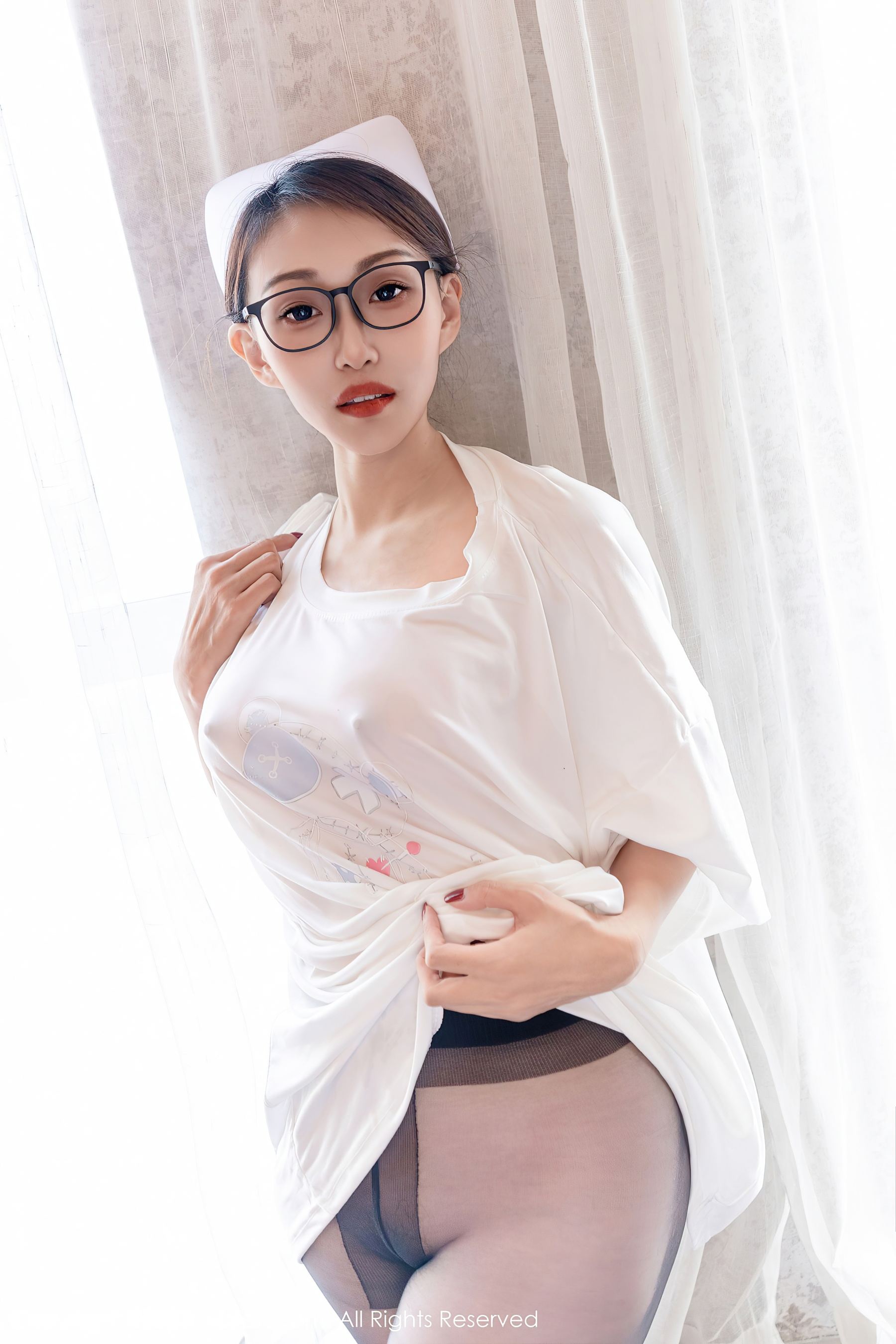 秀人网 No.6971 妖_Baby 黑丝美腿