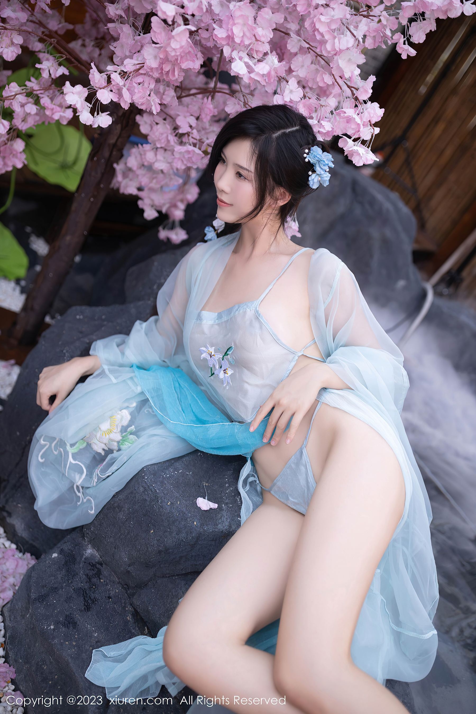 秀人网 No.6991 利世 古装美腿插图2