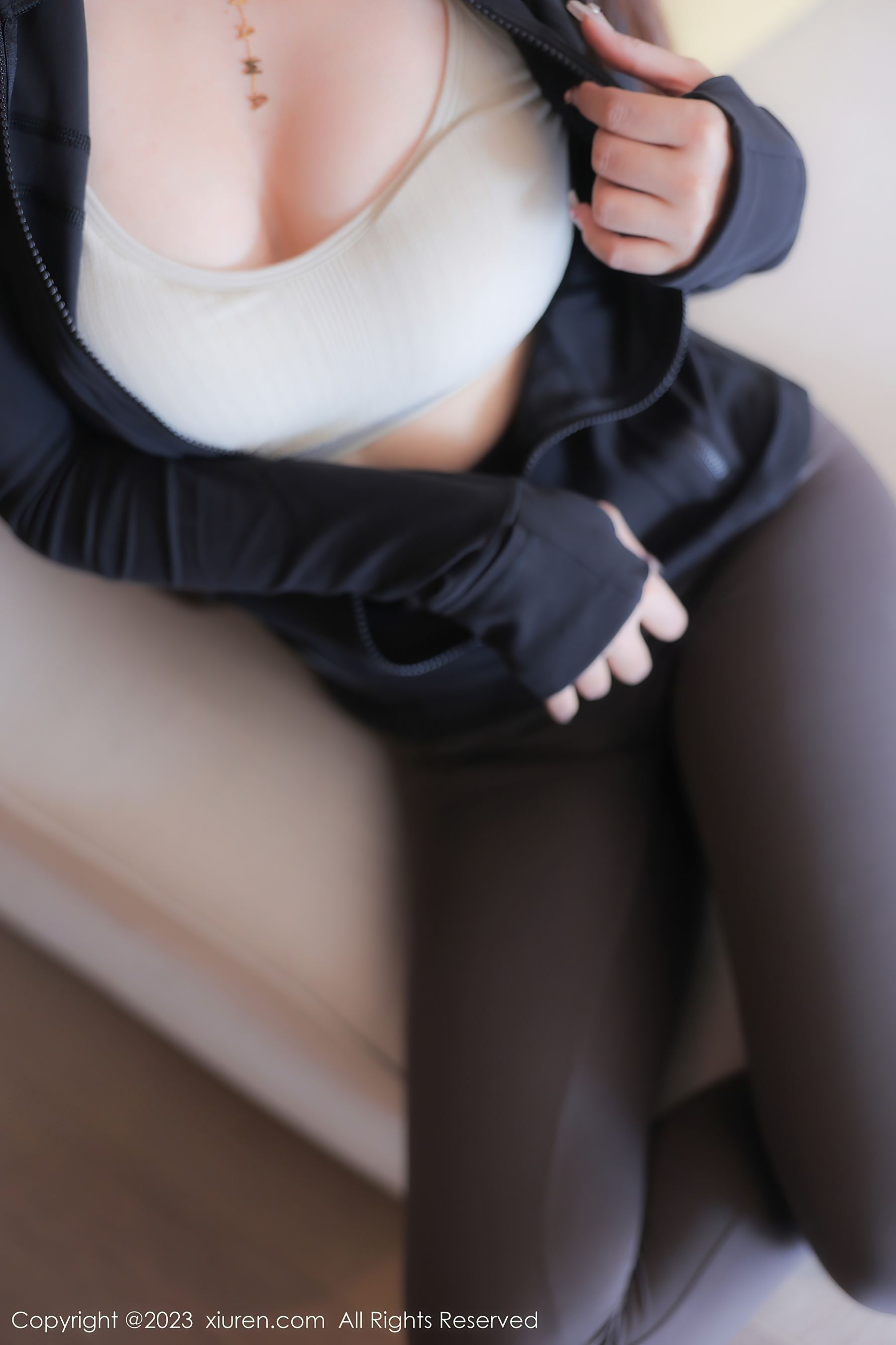 秀人网 No.7001 汐汐baby 运动美腿插图4
