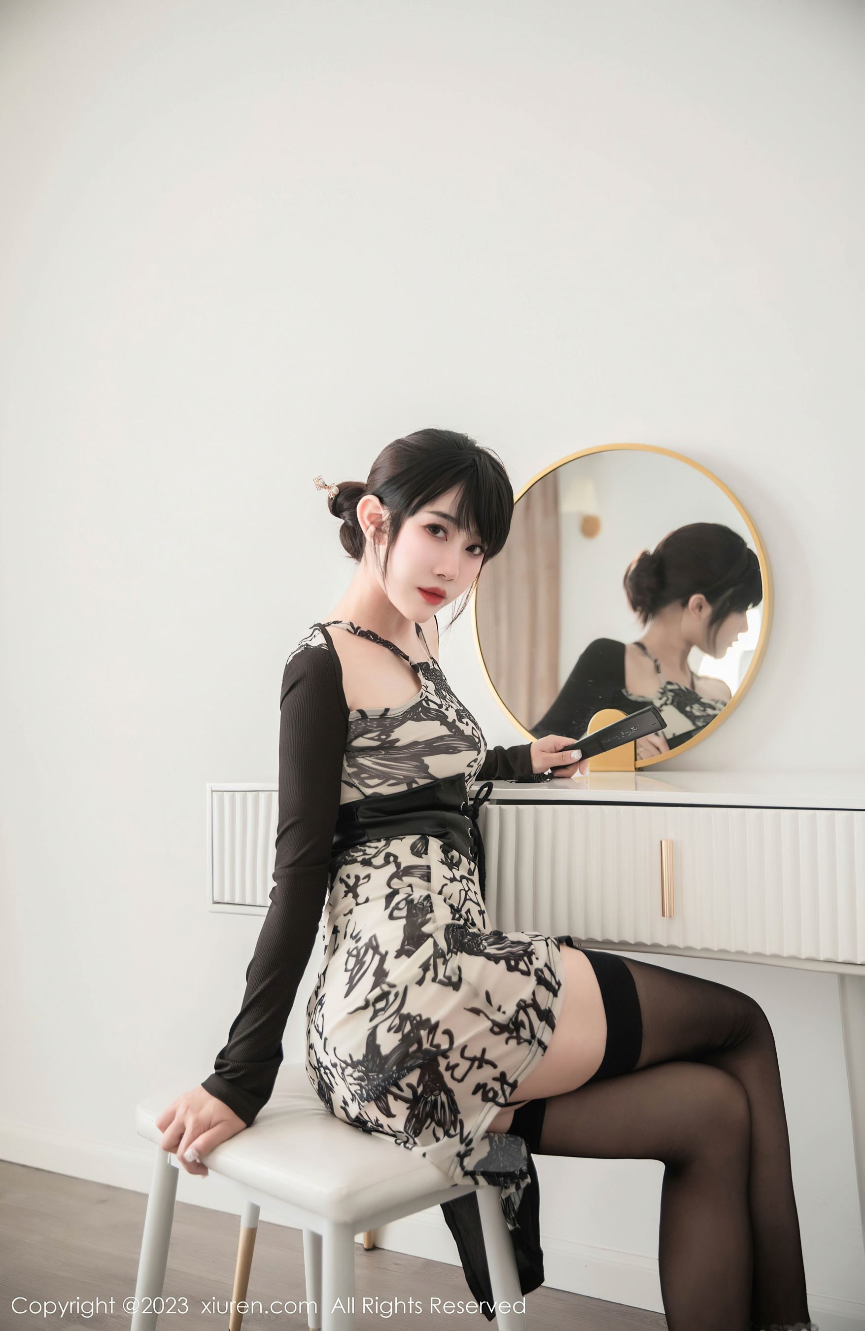 秀人网 No.7015 严利娅Yuliya 黑丝美臀插图9