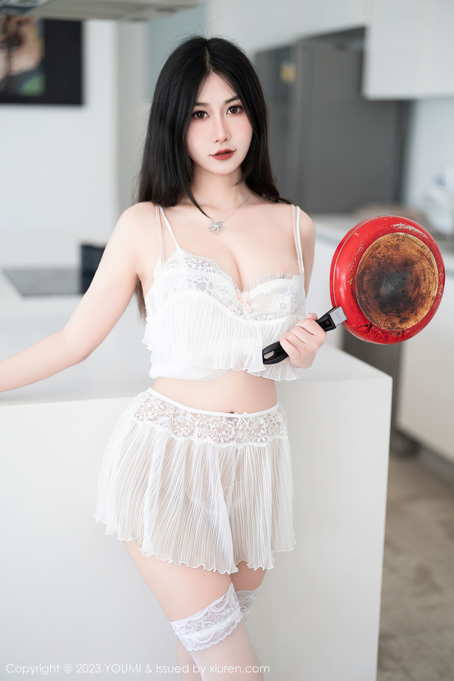 尤蜜荟 VOL.959 laura阿姣 美腿丝袜