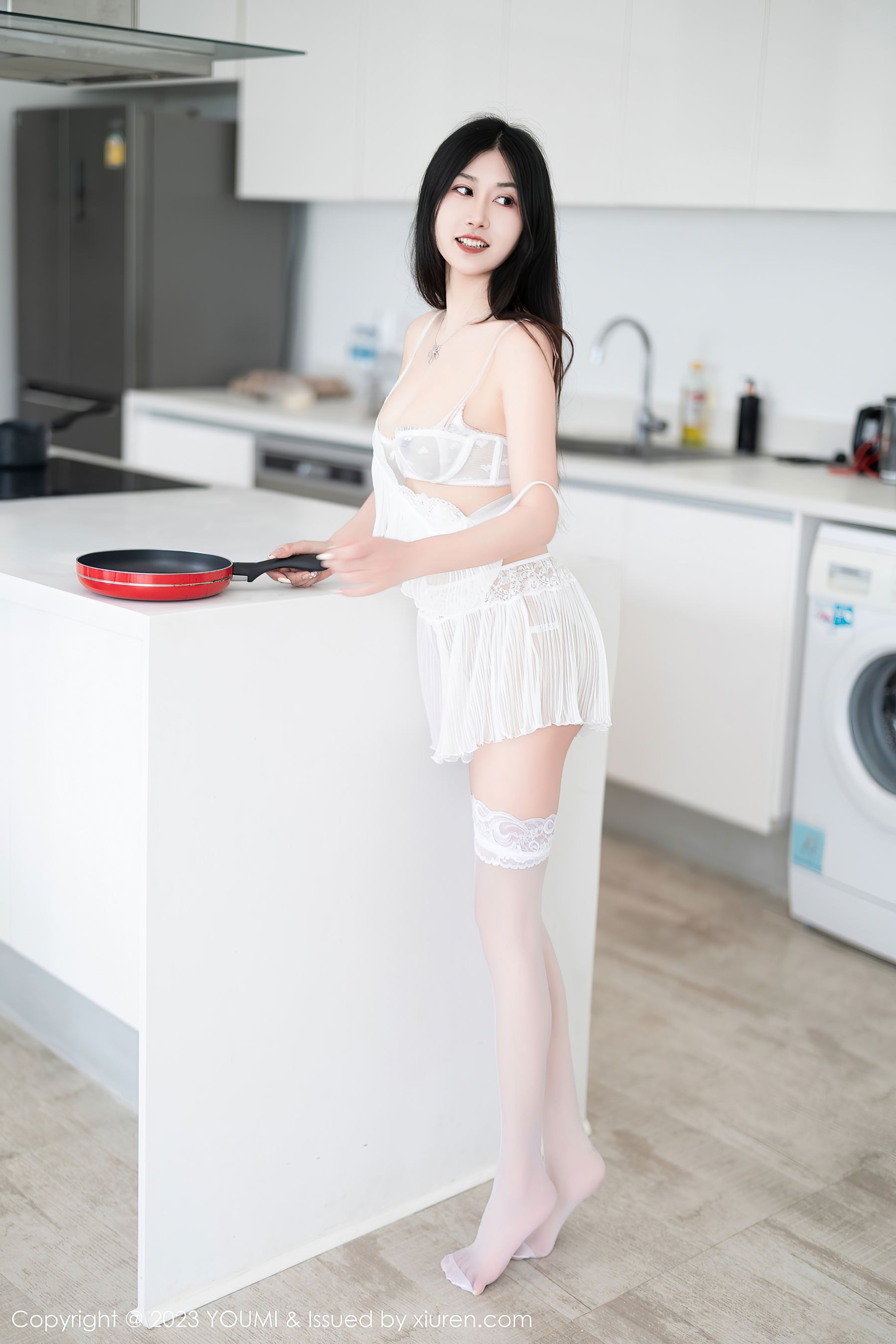 尤蜜荟 VOL.959 laura阿姣 美腿丝袜插图4