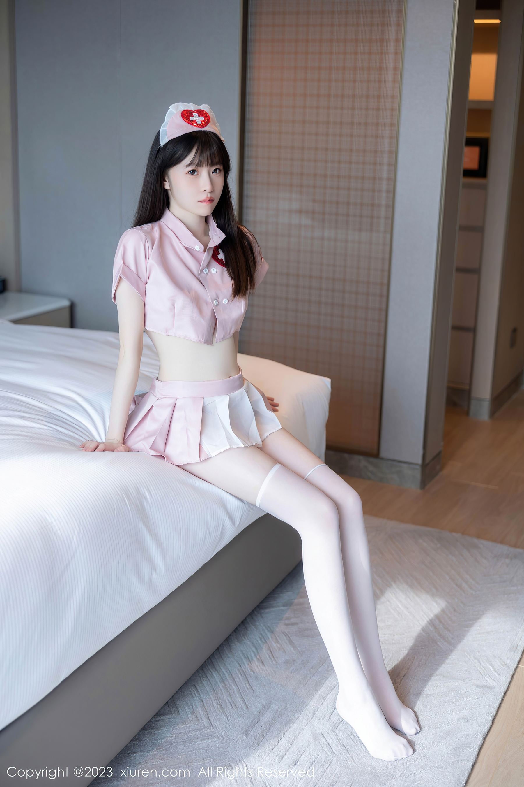 秀人网 No.7090 林悠悠 护士服美腿插图9