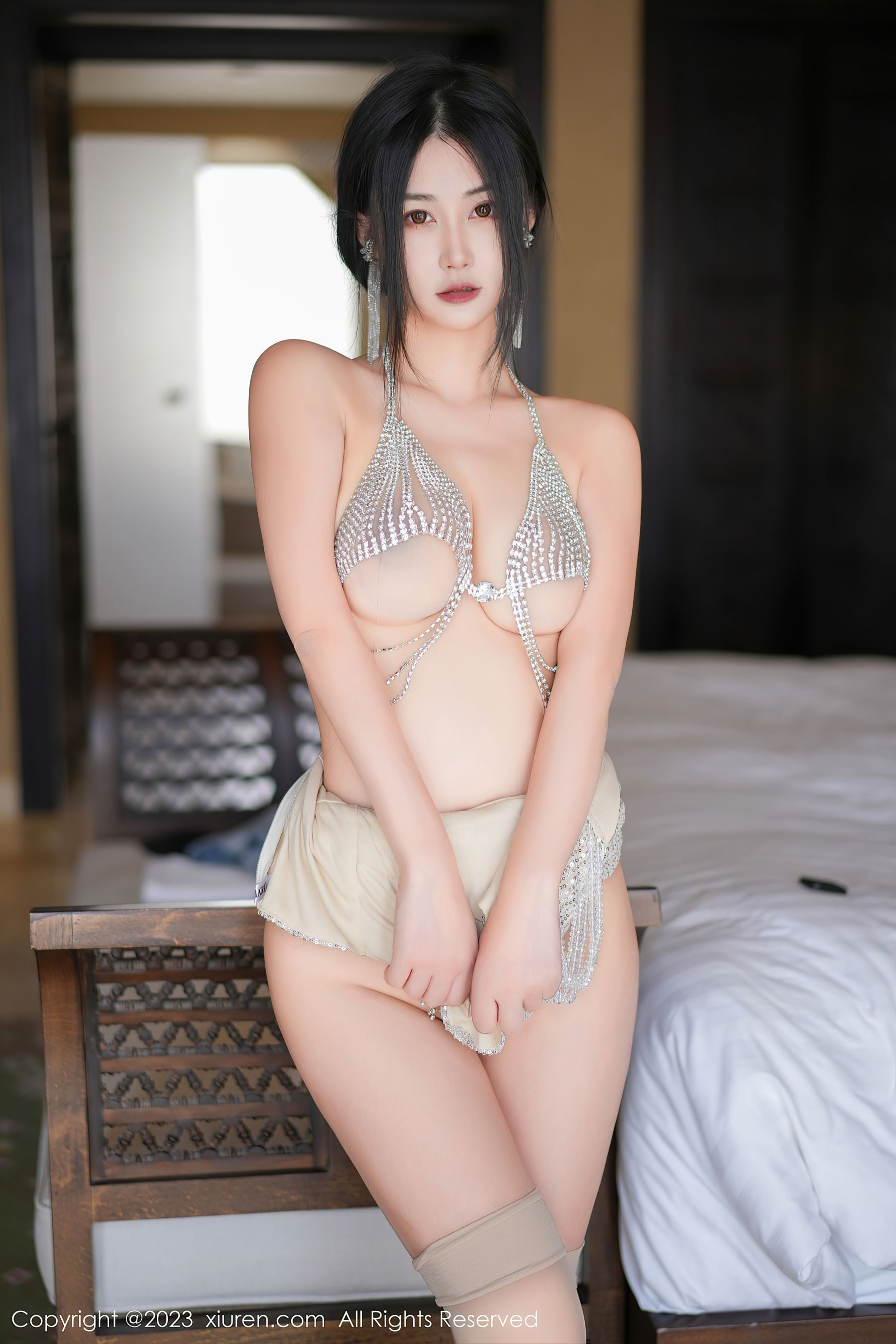 秀人网 No.7244 laura阿姣 丝袜美腿插图3