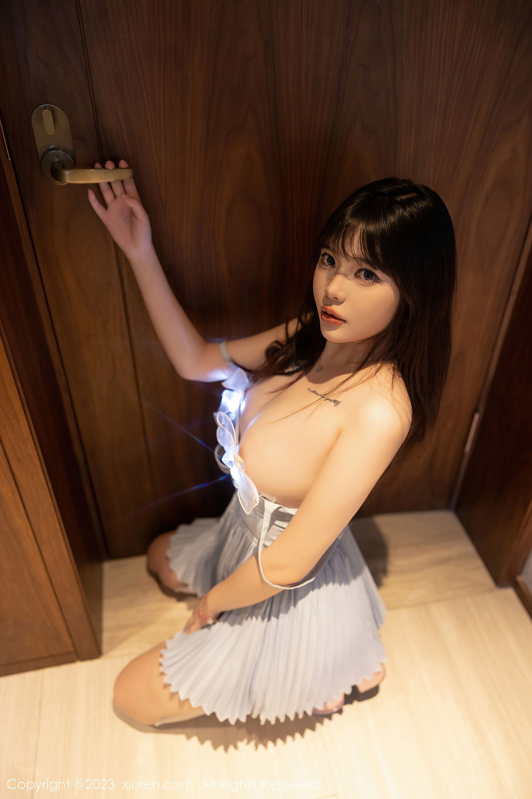 秀人网 No.7266 Arude薇薇 丝袜美腿插图9