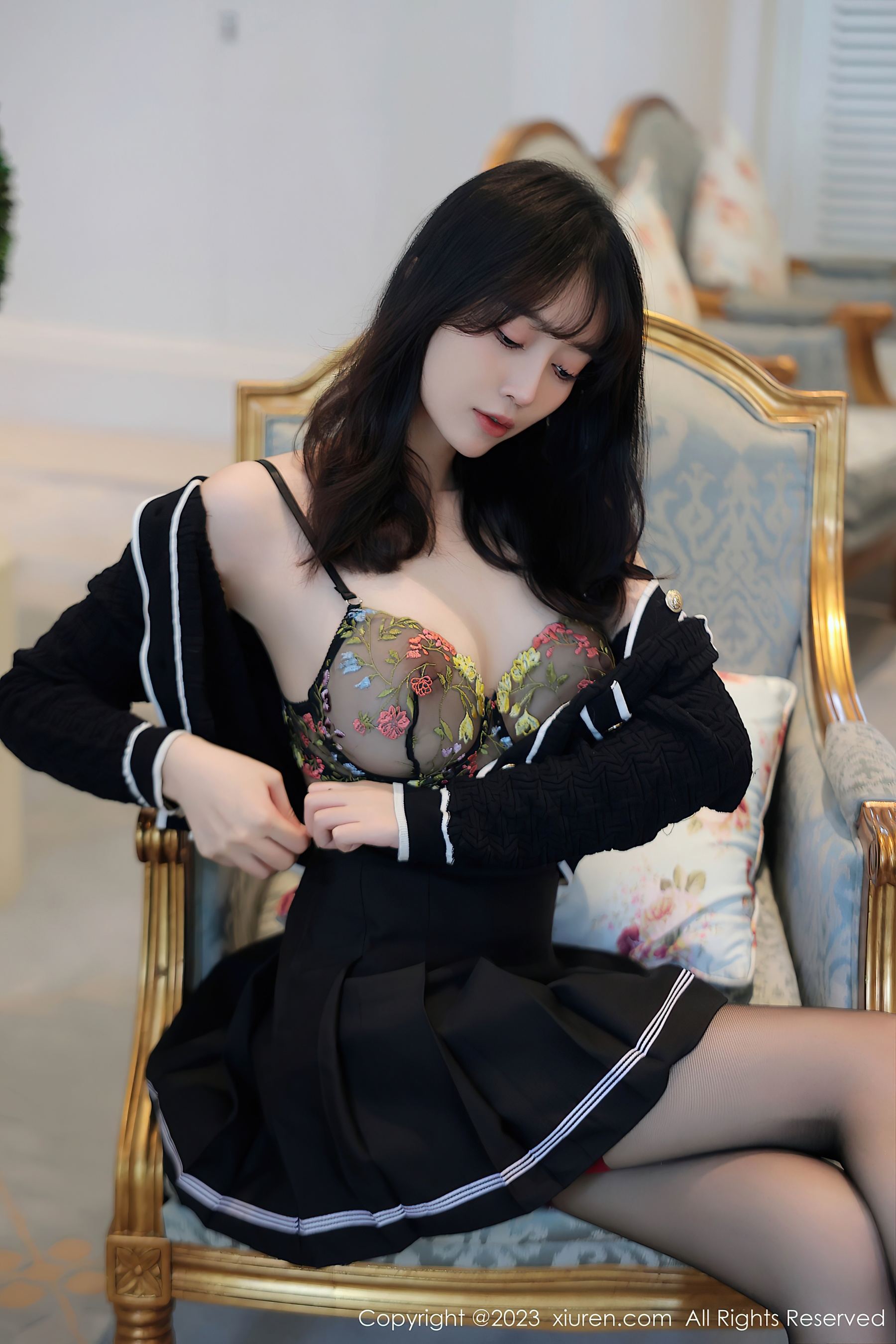 秀人网 No.7287 玥儿玥er 黑丝美腿插图5