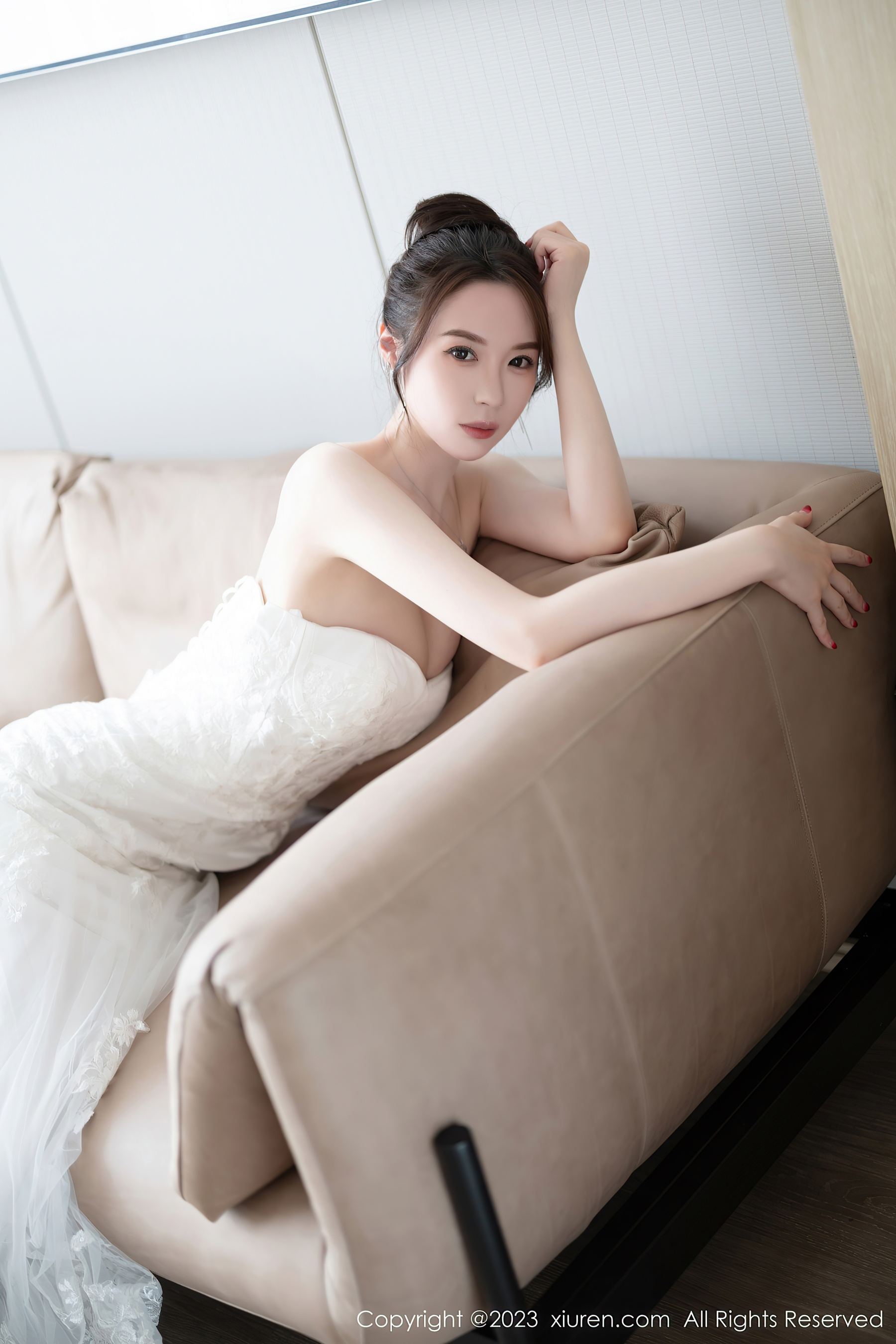 秀人网 No.7310 梦心玥 婚纱美腿插图6
